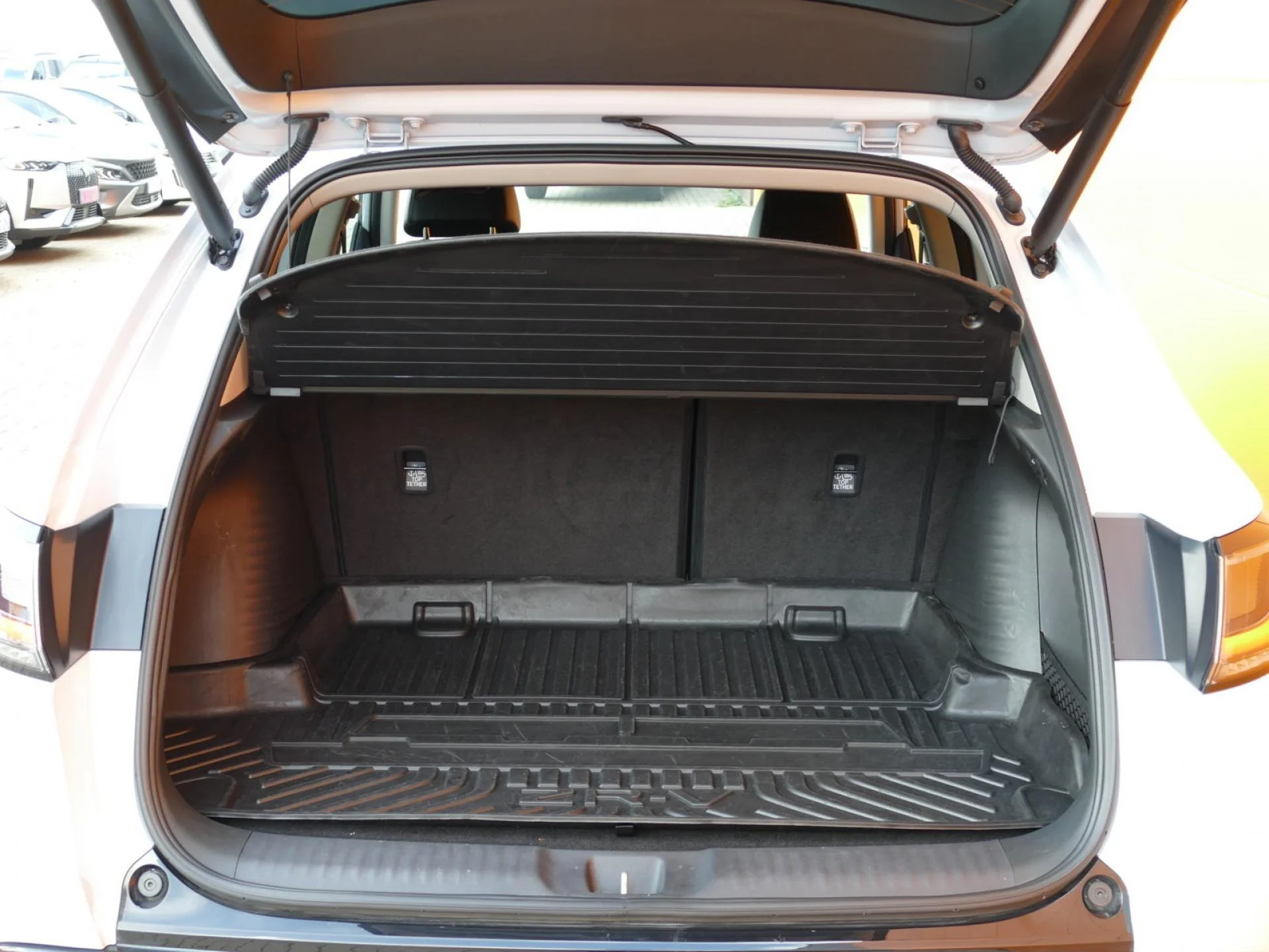 HONDA ZR-V - Miniature 8 sur 31 - Cliquer pour voir cette photo