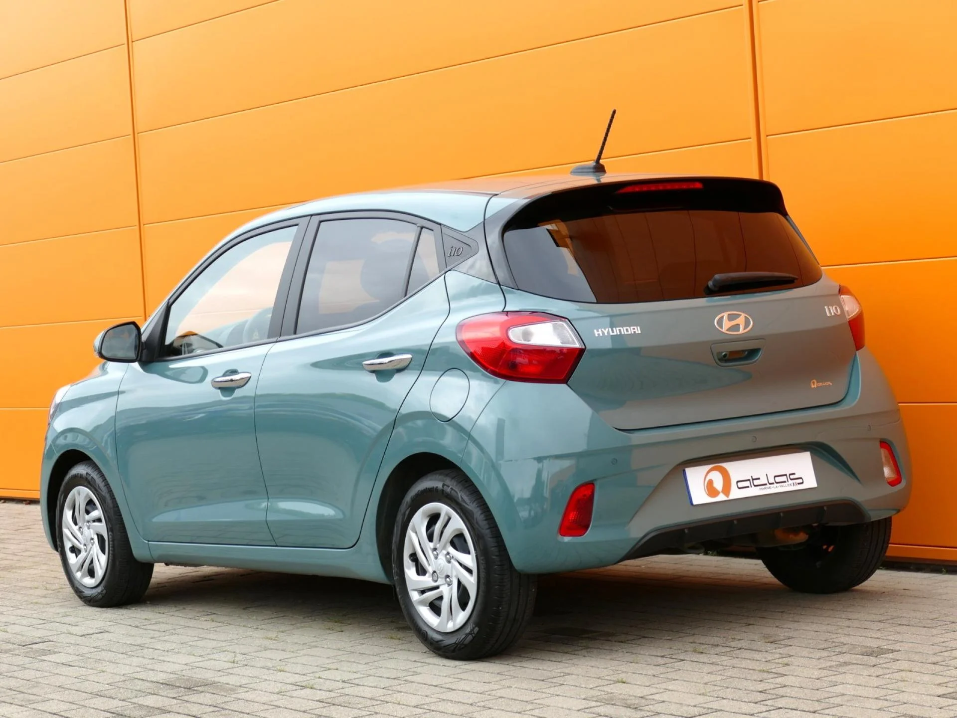 HYUNDAI i10 - Miniature 4 sur 32 - Cliquer pour voir cette photo