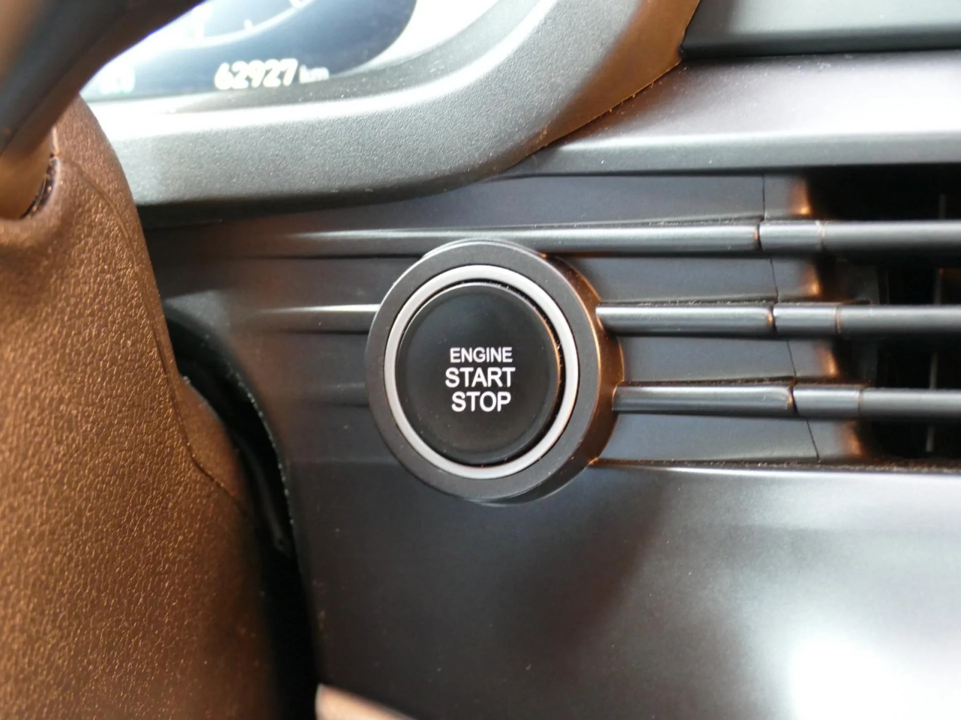 HYUNDAI i20 - Miniature 20 sur 32 - Cliquer pour voir cette photo