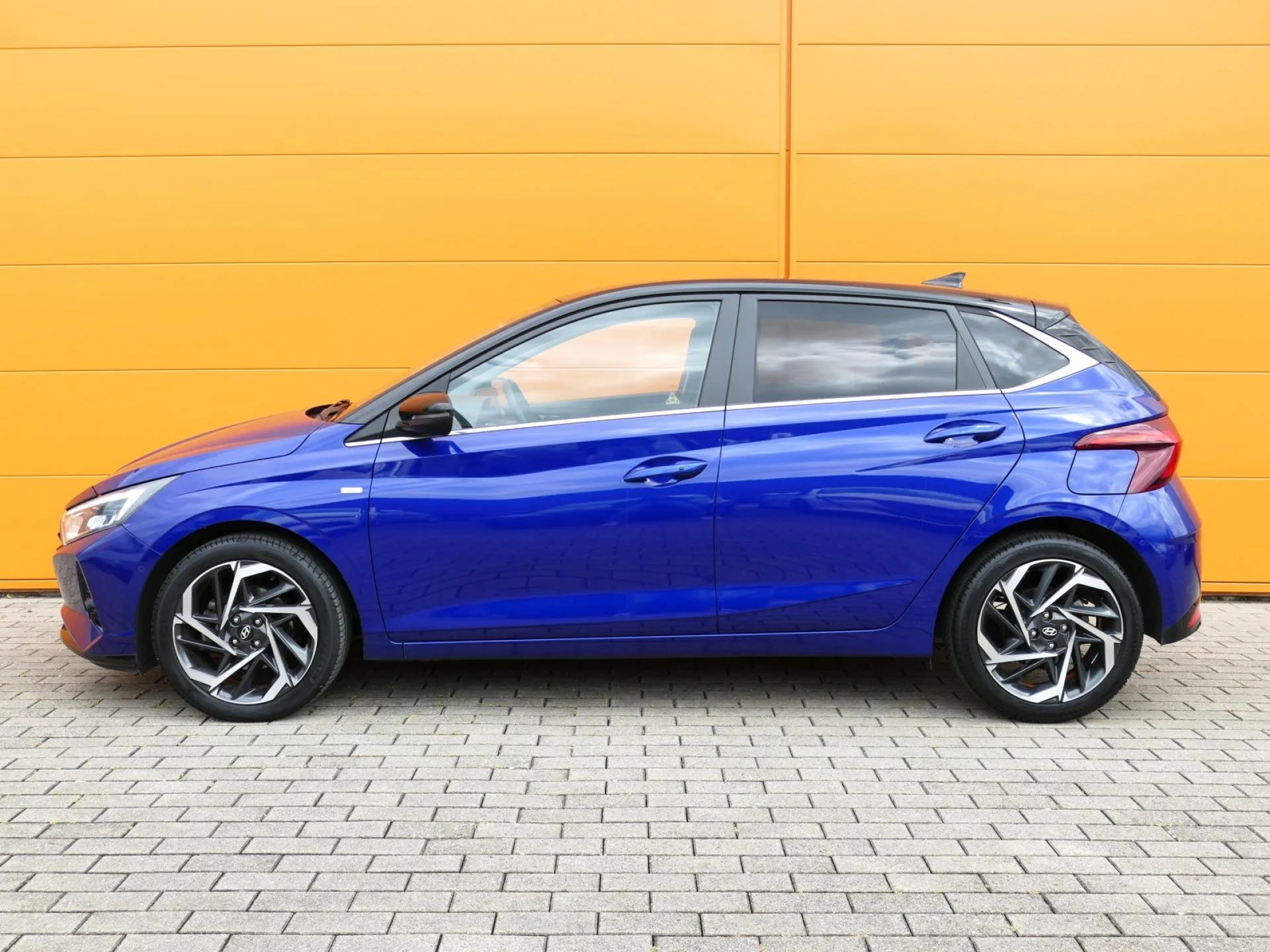 HYUNDAI i20 - Miniature 3 sur 32 - Cliquer pour voir cette photo