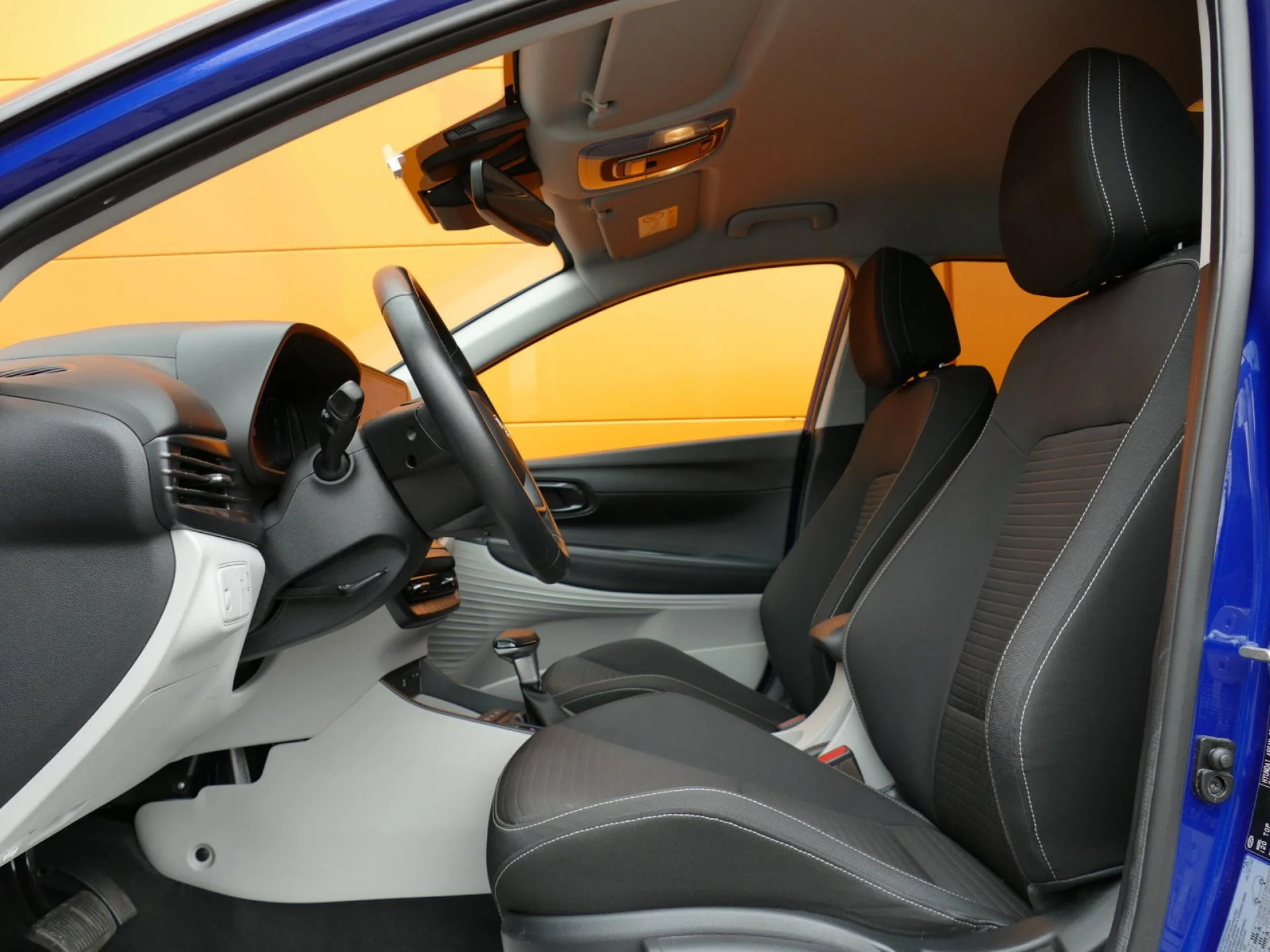 HYUNDAI i20 - Miniature 6 sur 32 - Cliquer pour voir cette photo