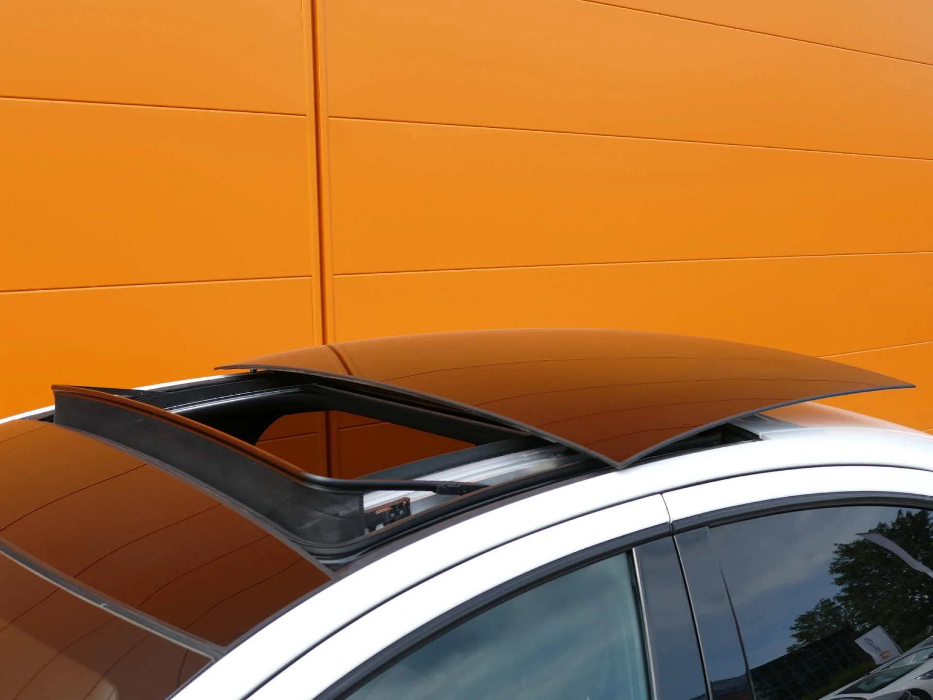 HYUNDAI IONIQ 6 - Miniature 28 sur 36 - Cliquer pour voir cette photo