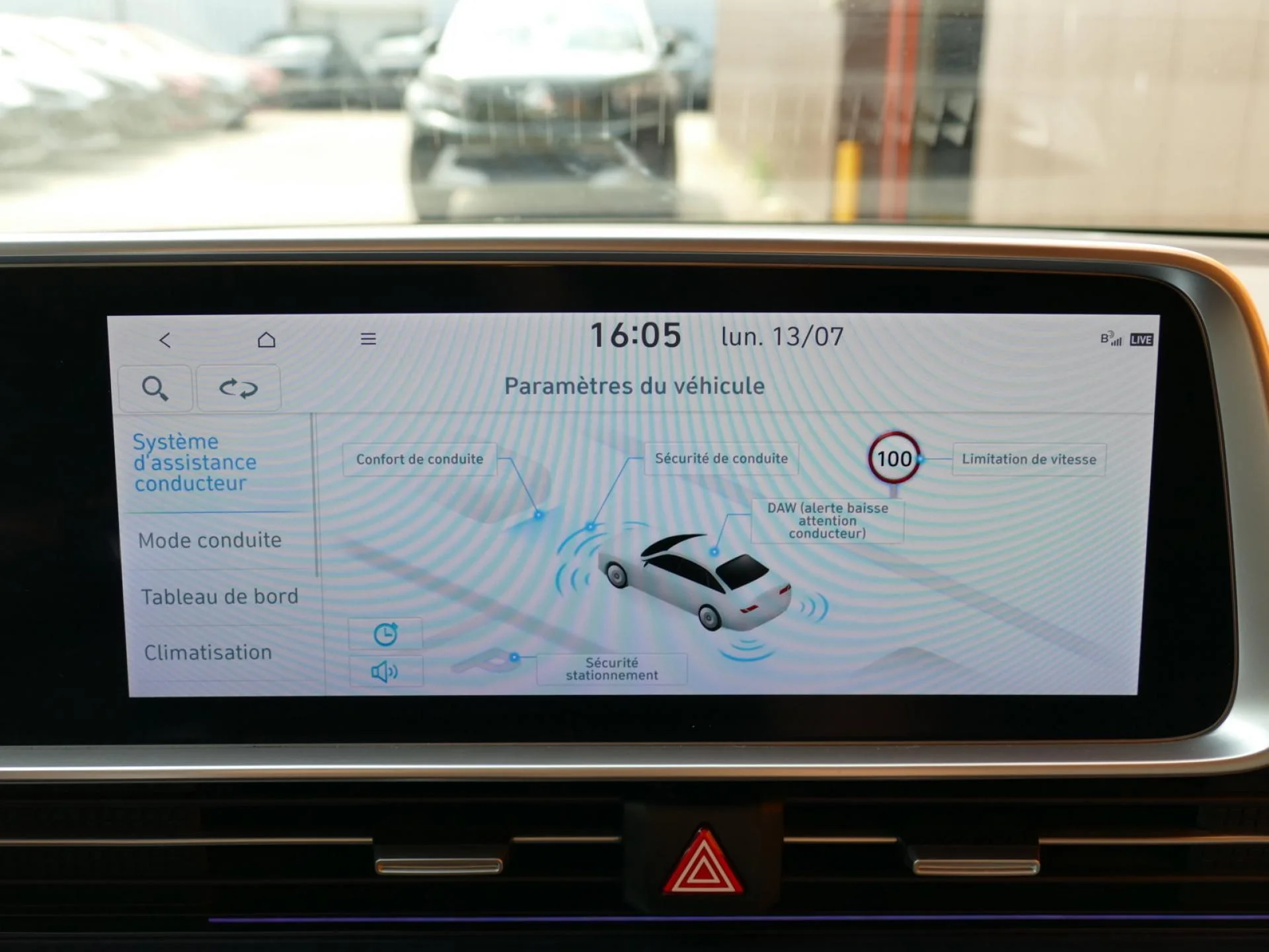 HYUNDAI IONIQ 6 - Miniature 11 sur 36 - Cliquer pour voir cette photo
