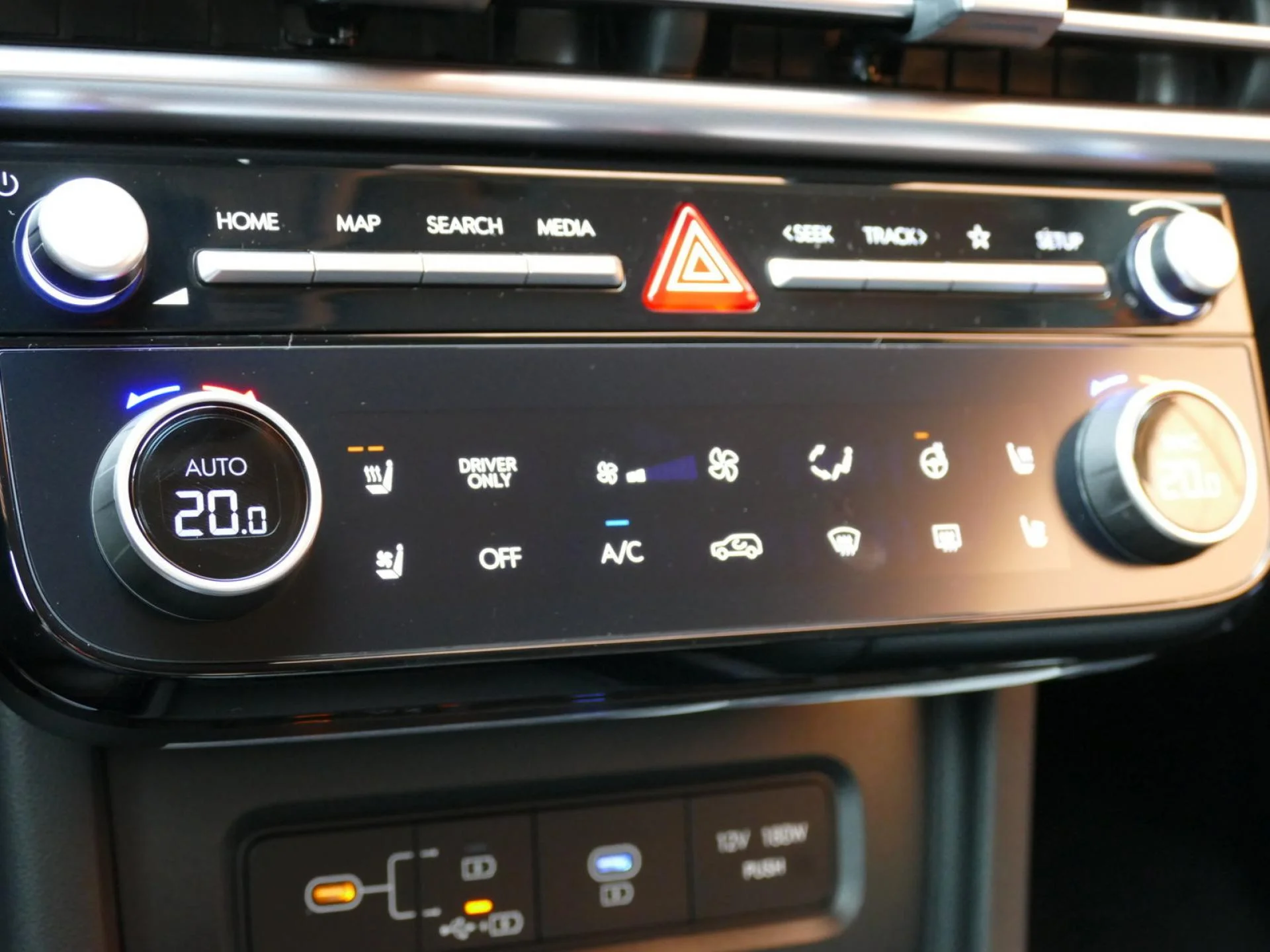 HYUNDAI TUCSON - Miniature 14 sur 40 - Cliquer pour voir cette photo