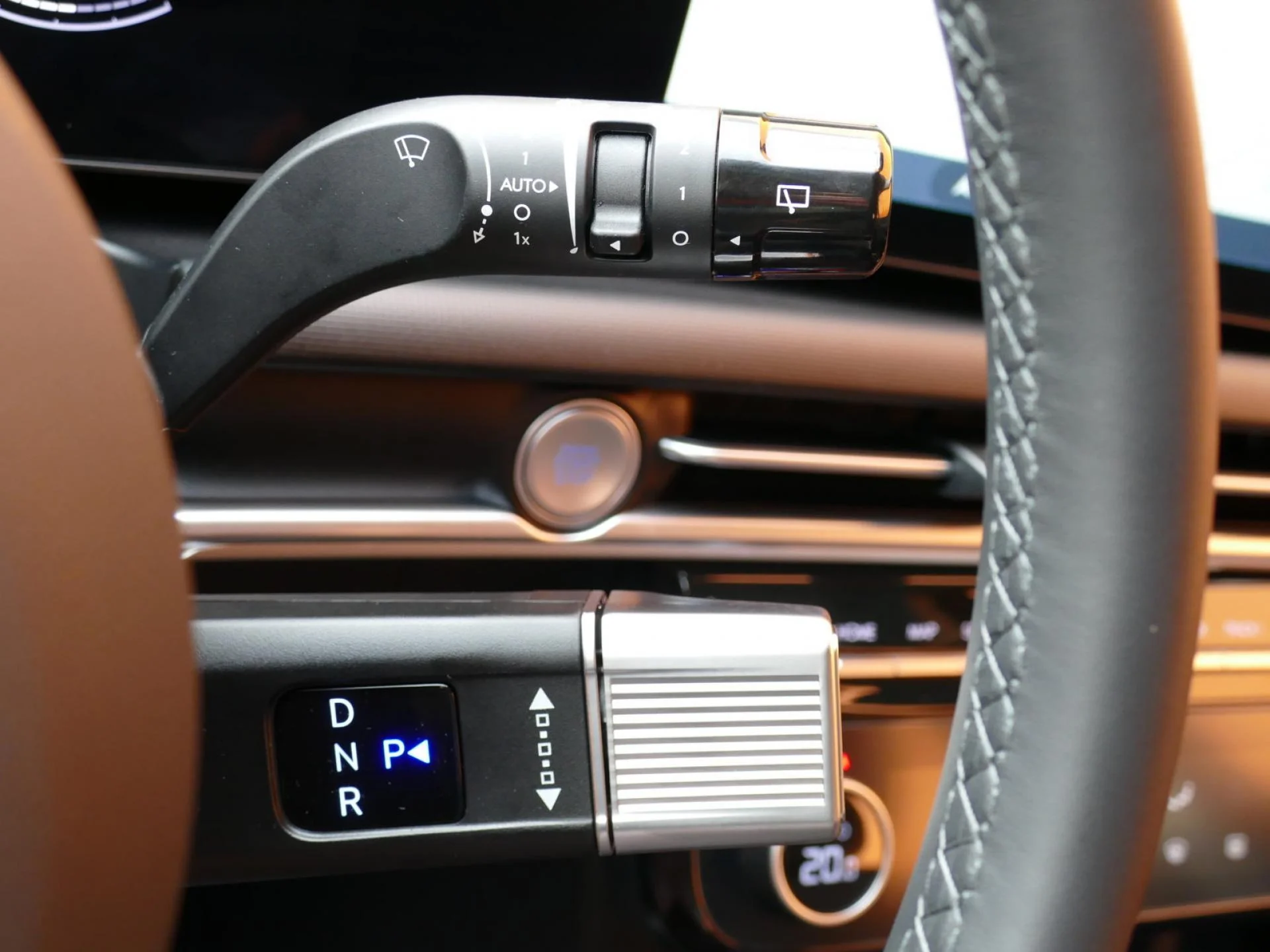 HYUNDAI TUCSON - Miniature 25 sur 32 - Cliquer pour voir cette photo