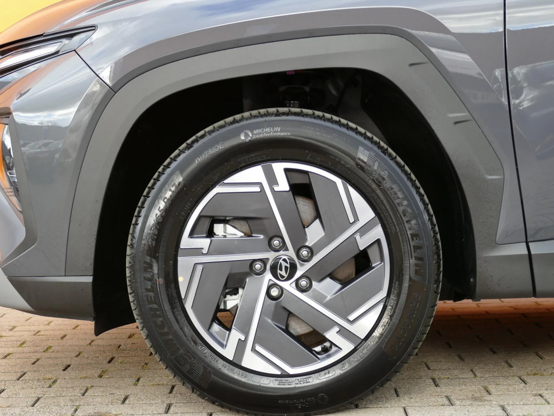 HYUNDAI TUCSON - Miniature 31 sur 32 - Cliquer pour voir cette photo