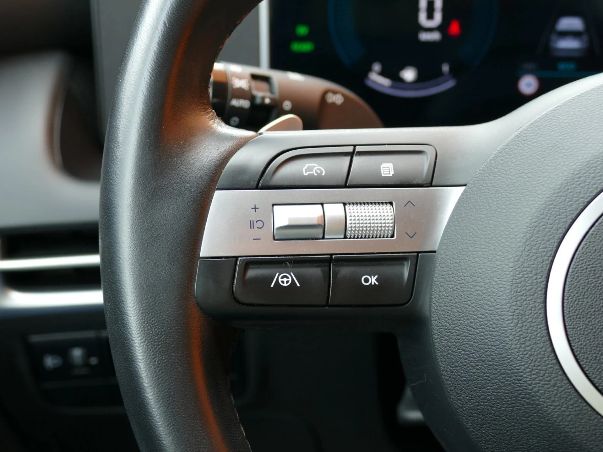HYUNDAI TUCSON - Miniature 17 sur 33 - Cliquer pour voir cette photo