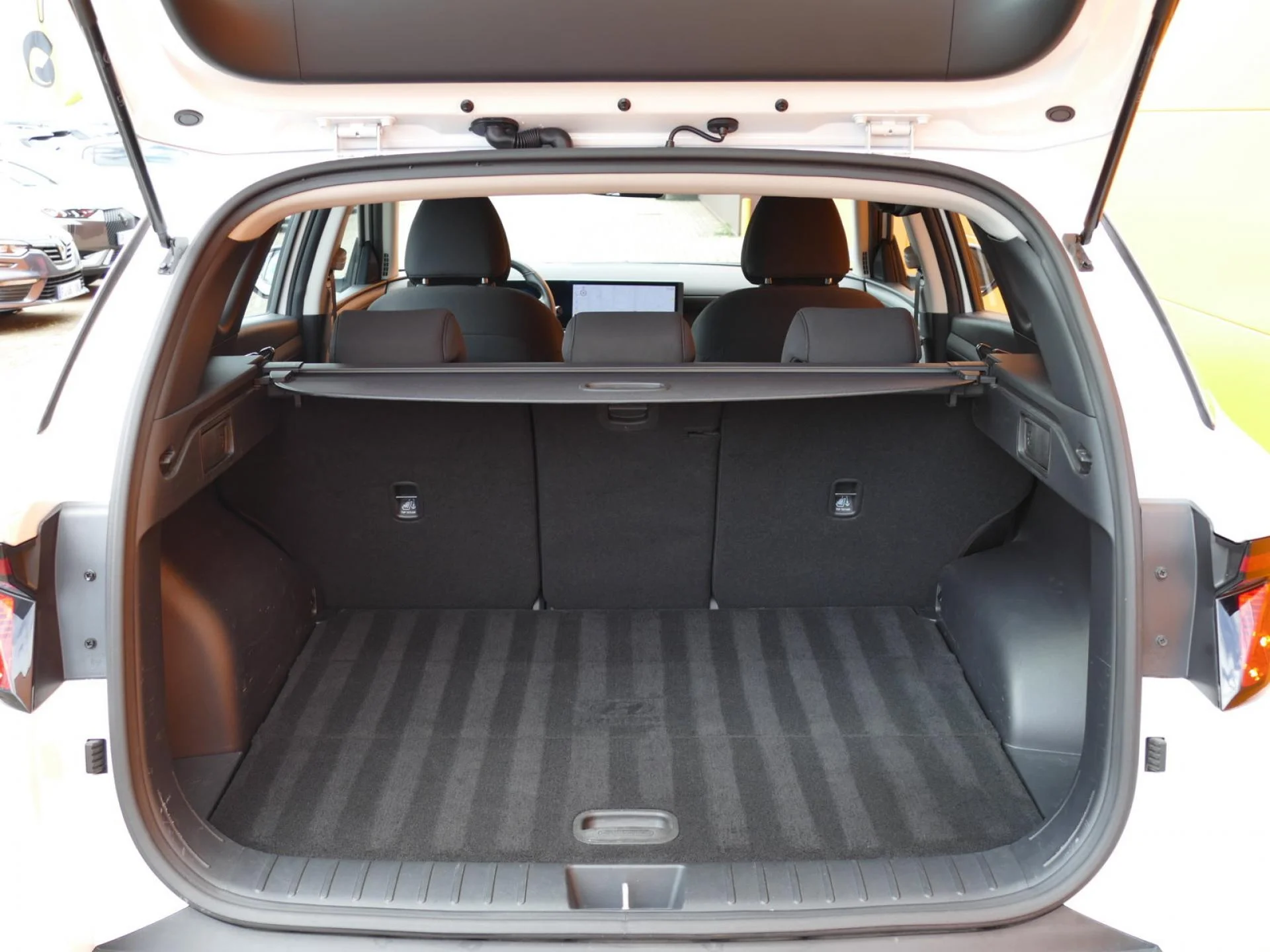 HYUNDAI TUCSON - Miniature 8 sur 33 - Cliquer pour voir cette photo