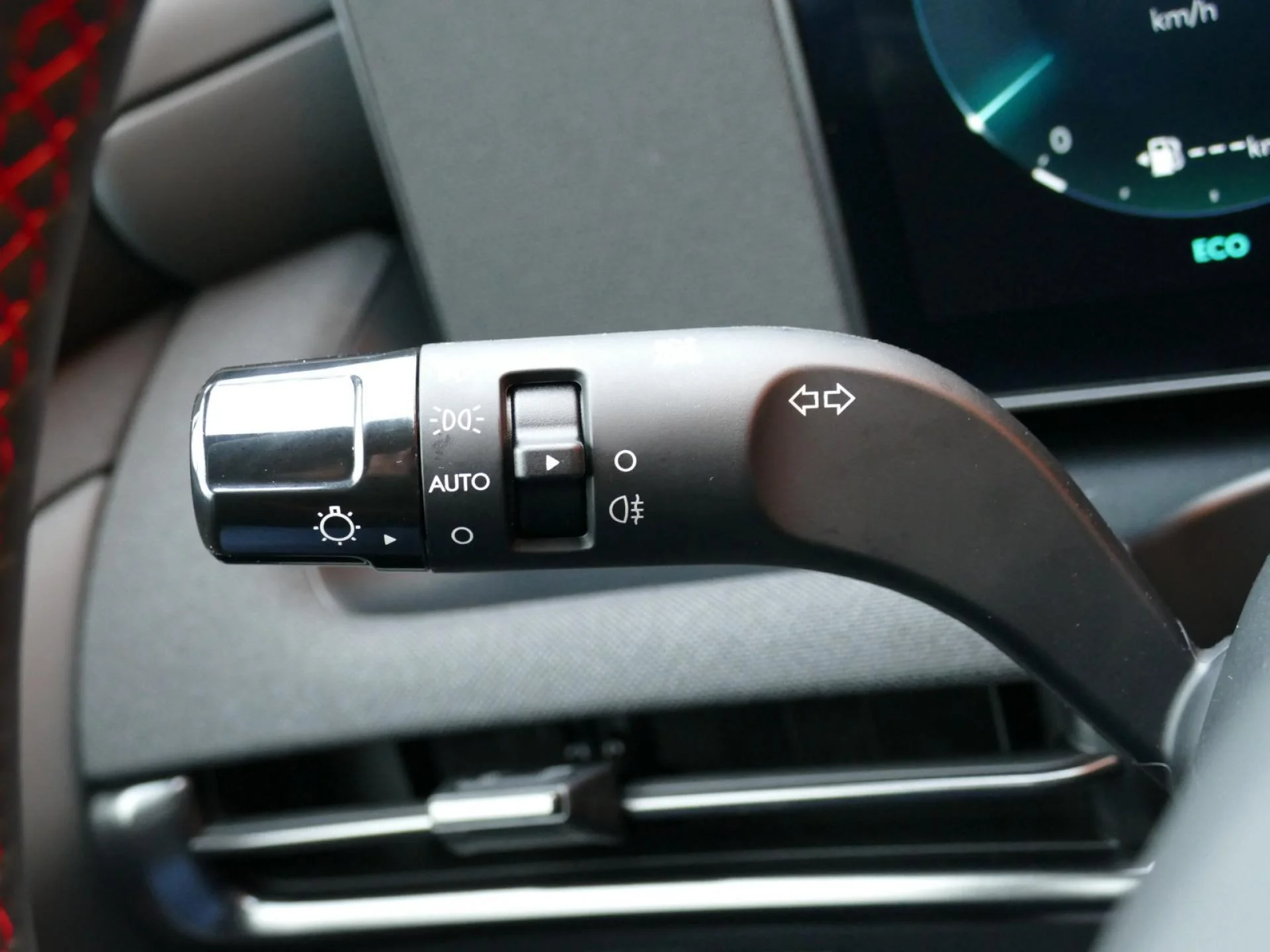 HYUNDAI TUCSON - Miniature 29 sur 38 - Cliquer pour voir cette photo