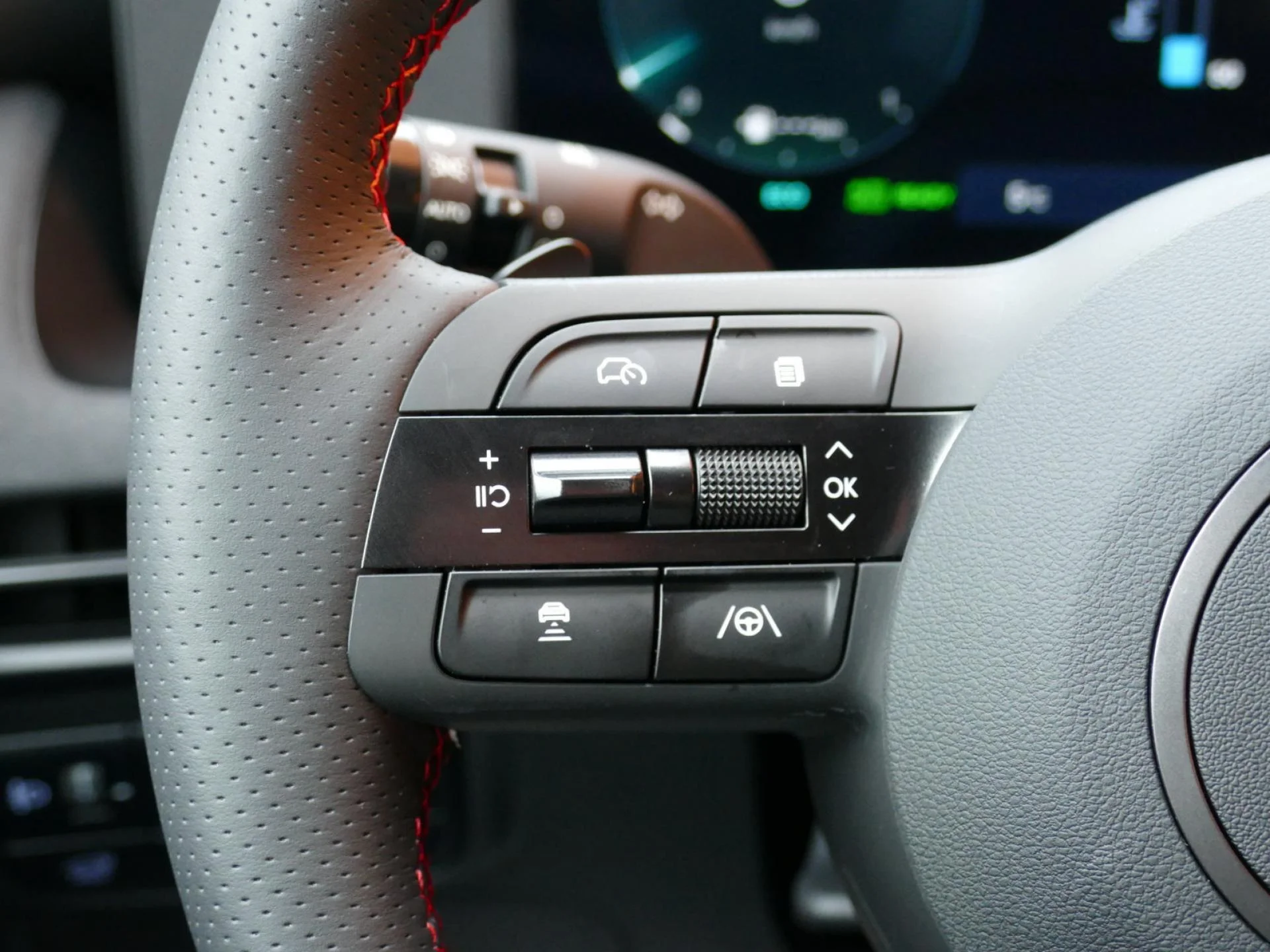 HYUNDAI TUCSON - Miniature 17 sur 38 - Cliquer pour voir cette photo