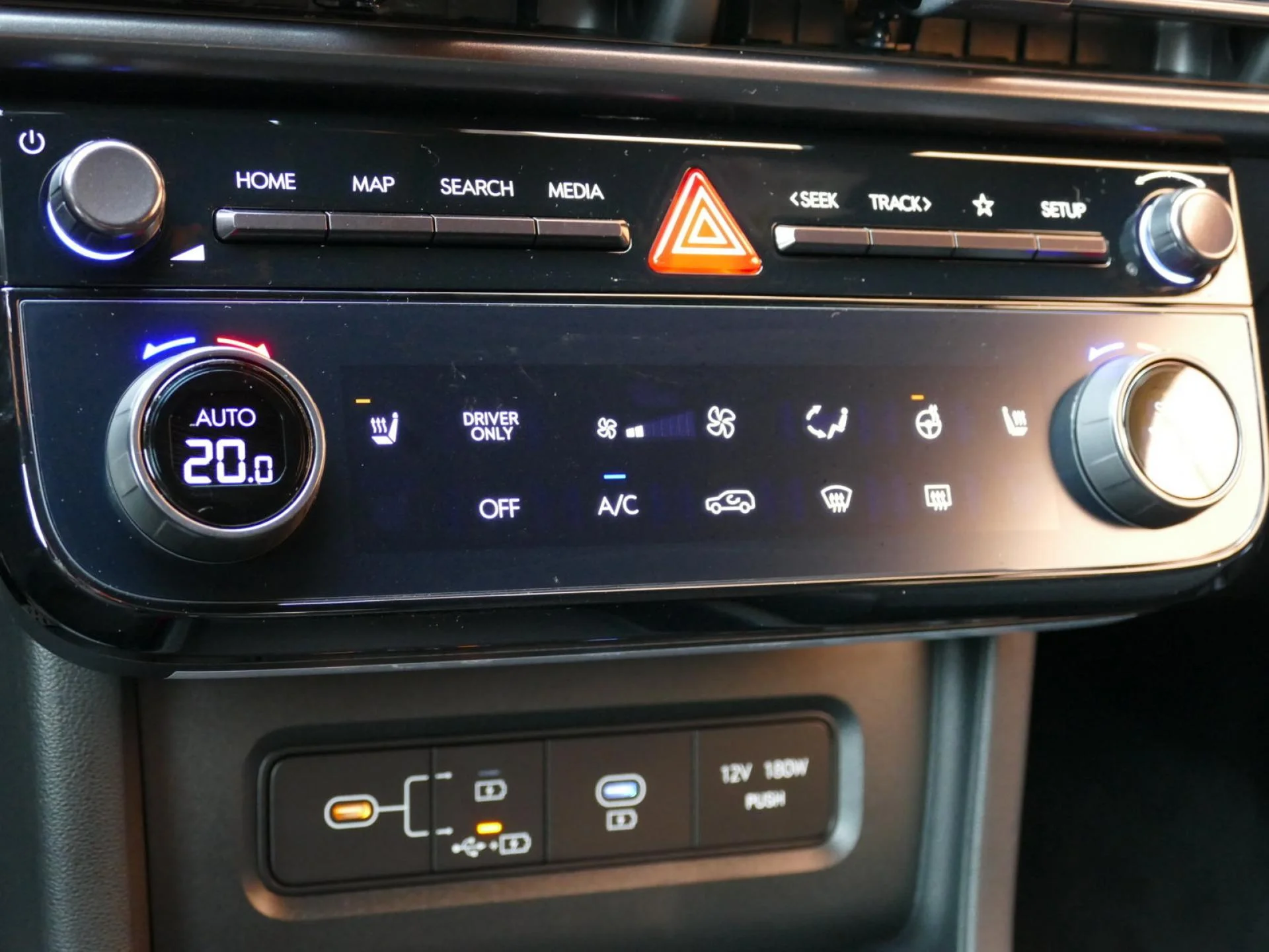 HYUNDAI TUCSON - Miniature 19 sur 36 - Cliquer pour voir cette photo