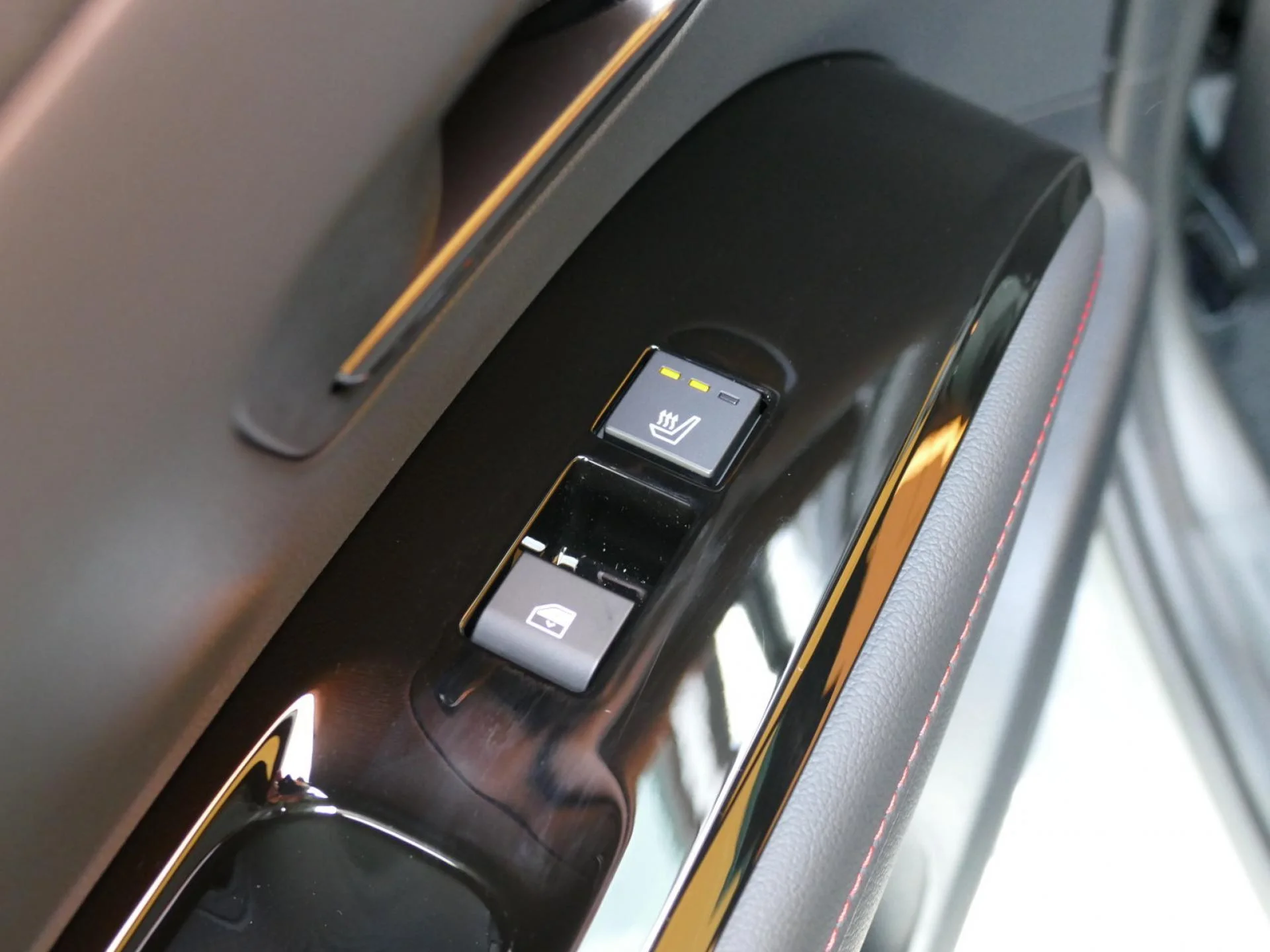 HYUNDAI TUCSON - Miniature 23 sur 40 - Cliquer pour voir cette photo