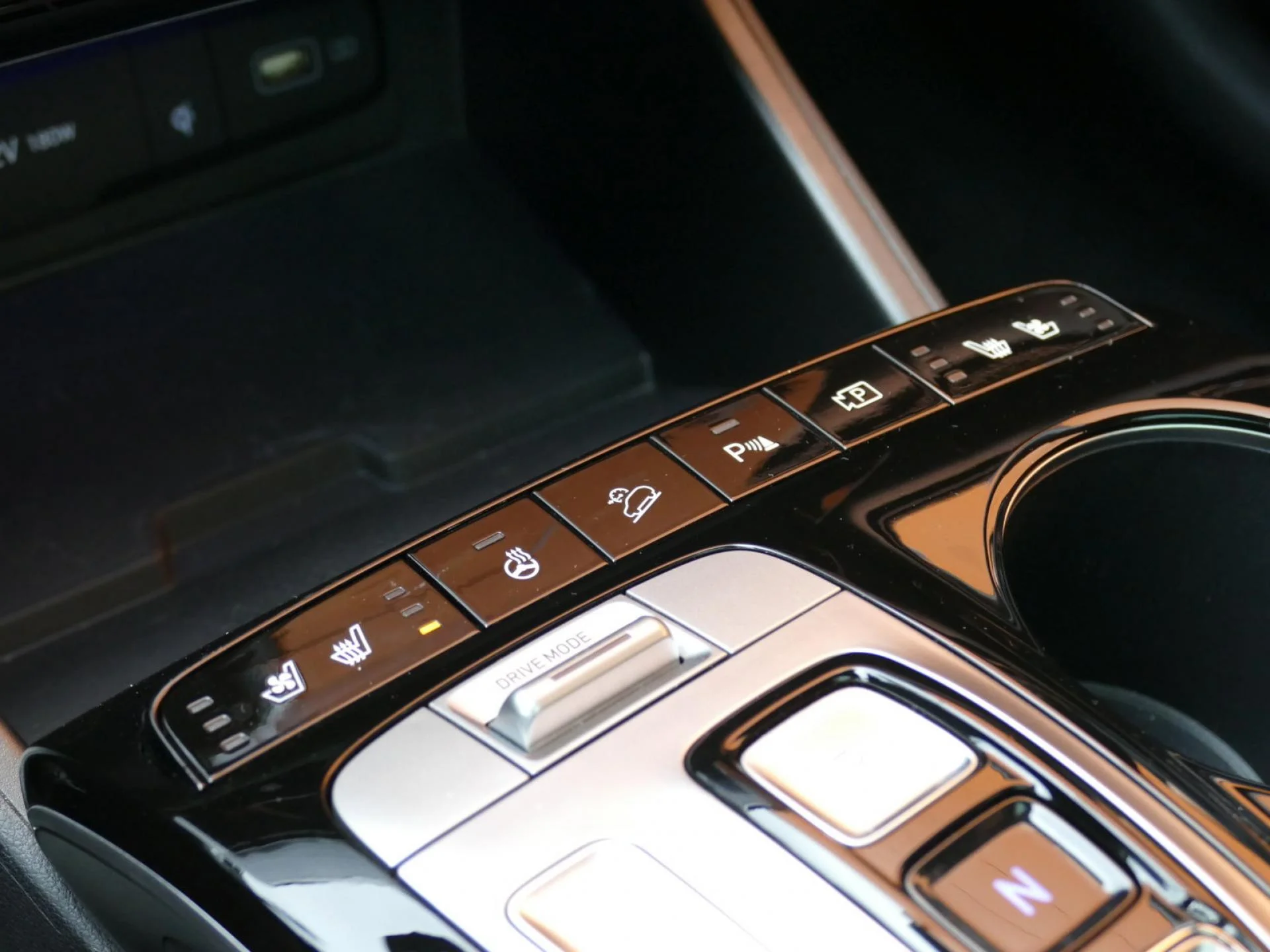 HYUNDAI TUCSON - Miniature 18 sur 37 - Cliquer pour voir cette photo