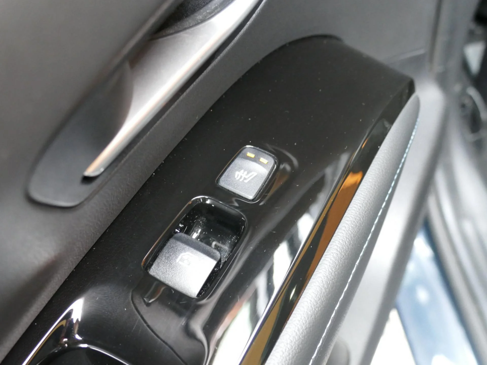 HYUNDAI TUCSON - Miniature 25 sur 37 - Cliquer pour voir cette photo