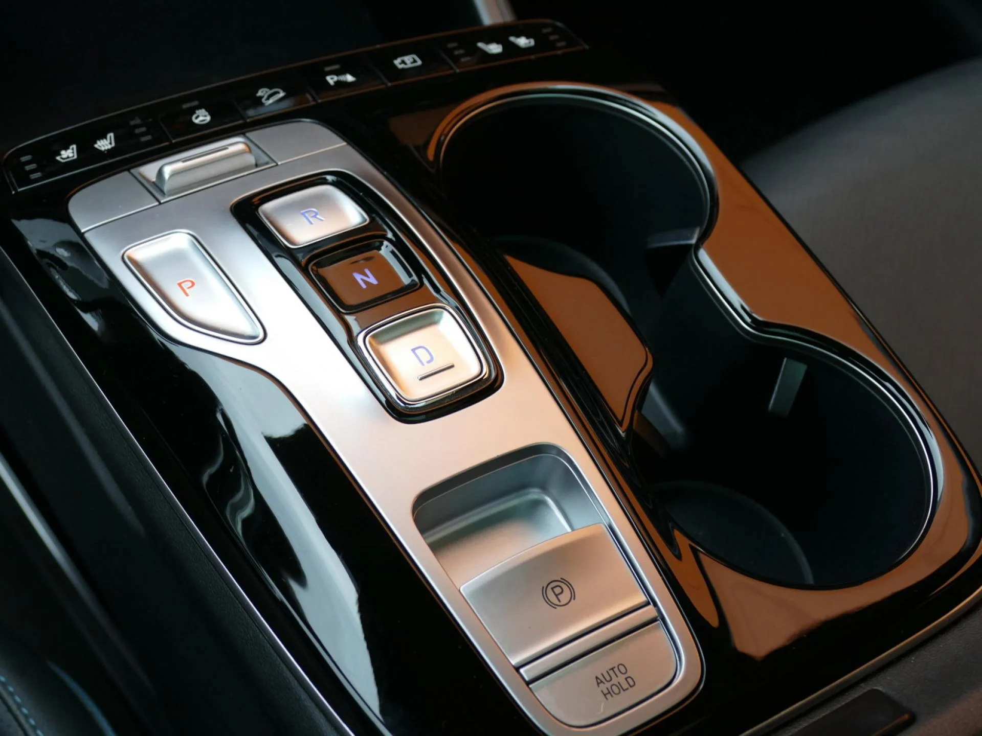 HYUNDAI TUCSON - Miniature 17 sur 37 - Cliquer pour voir cette photo