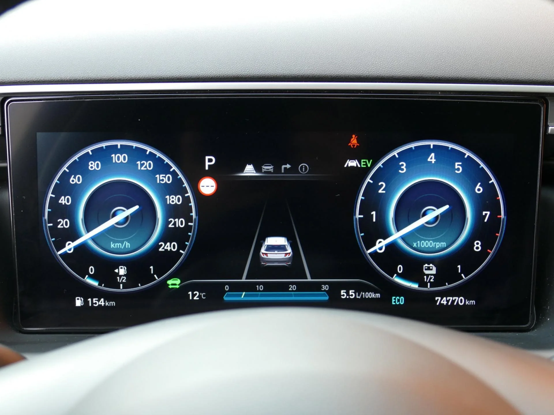 HYUNDAI TUCSON - Miniature 15 sur 37 - Cliquer pour voir cette photo