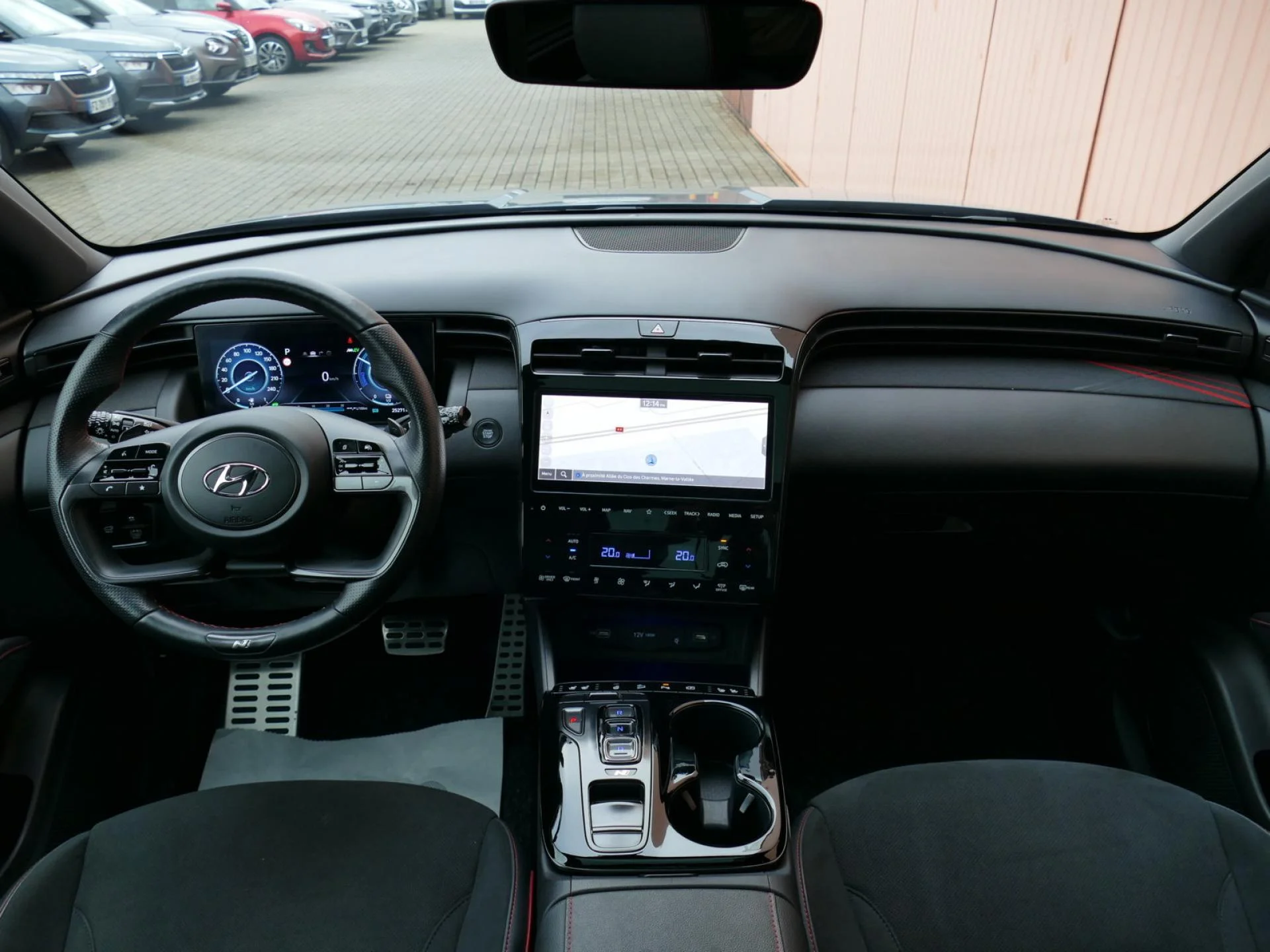 HYUNDAI TUCSON - Miniature 12 sur 39 - Cliquer pour voir cette photo
