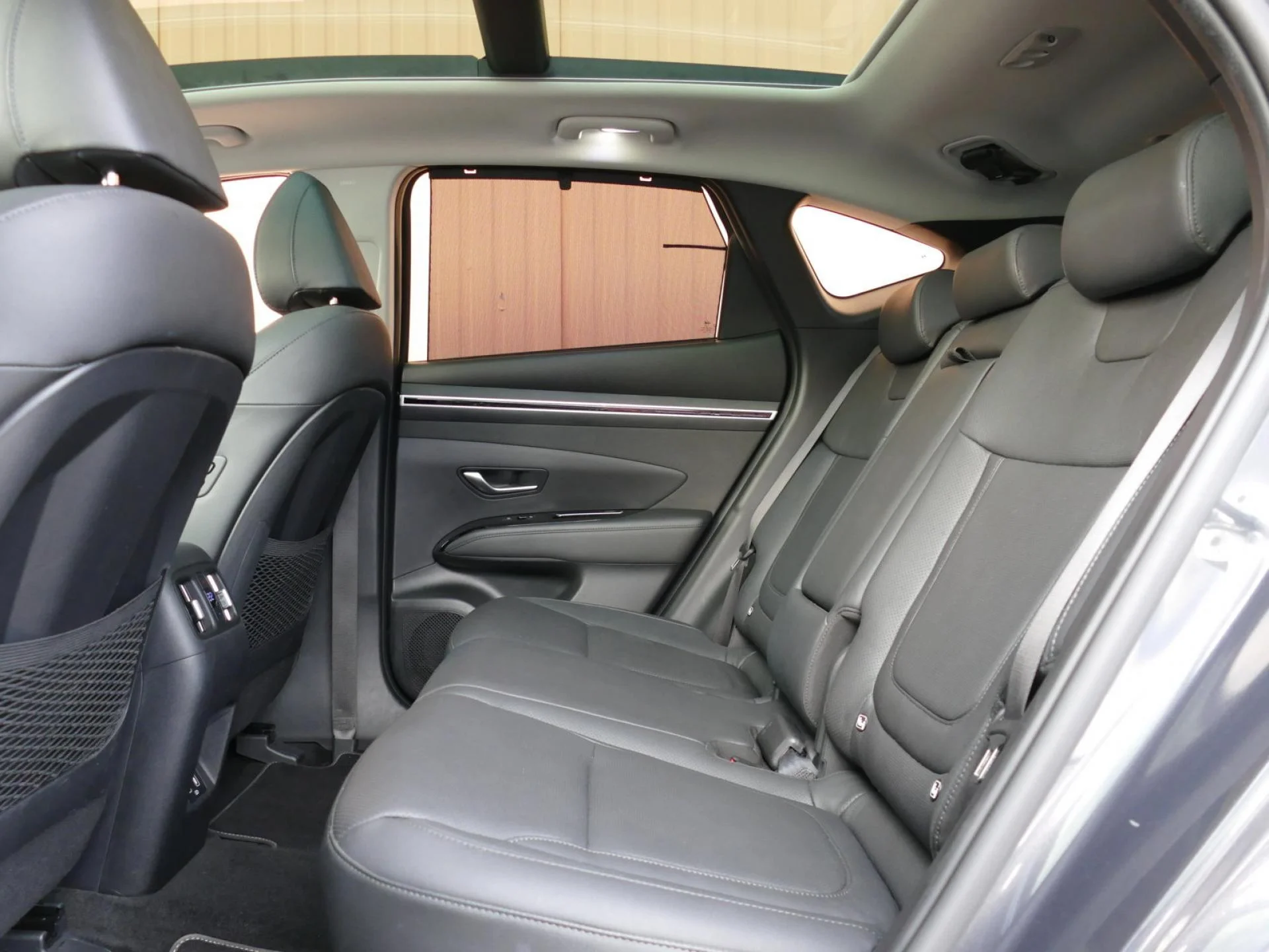 HYUNDAI TUCSON - Miniature 31 sur 38 - Cliquer pour voir cette photo
