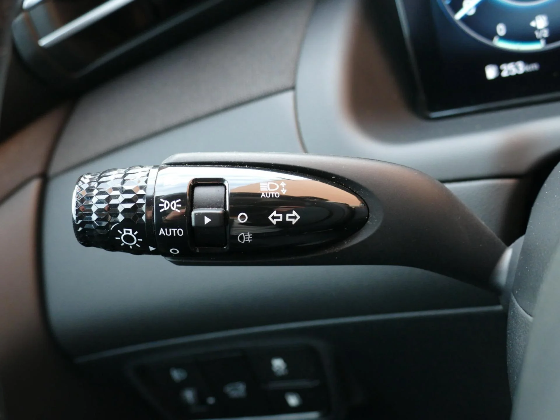 HYUNDAI TUCSON - Miniature 10 sur 38 - Cliquer pour voir cette photo