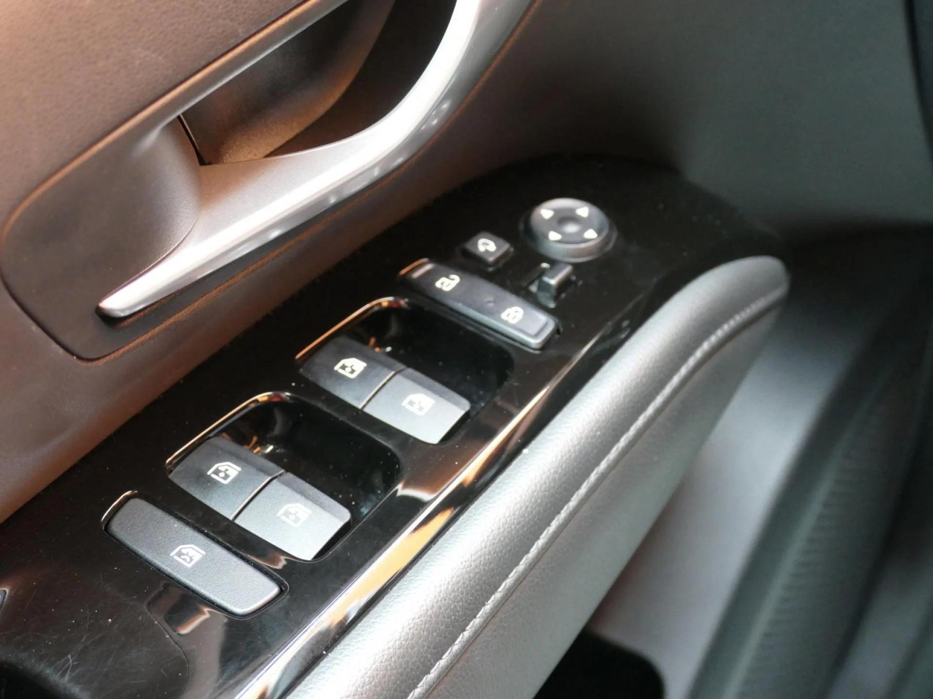 HYUNDAI TUCSON - Miniature 29 sur 39 - Cliquer pour voir cette photo