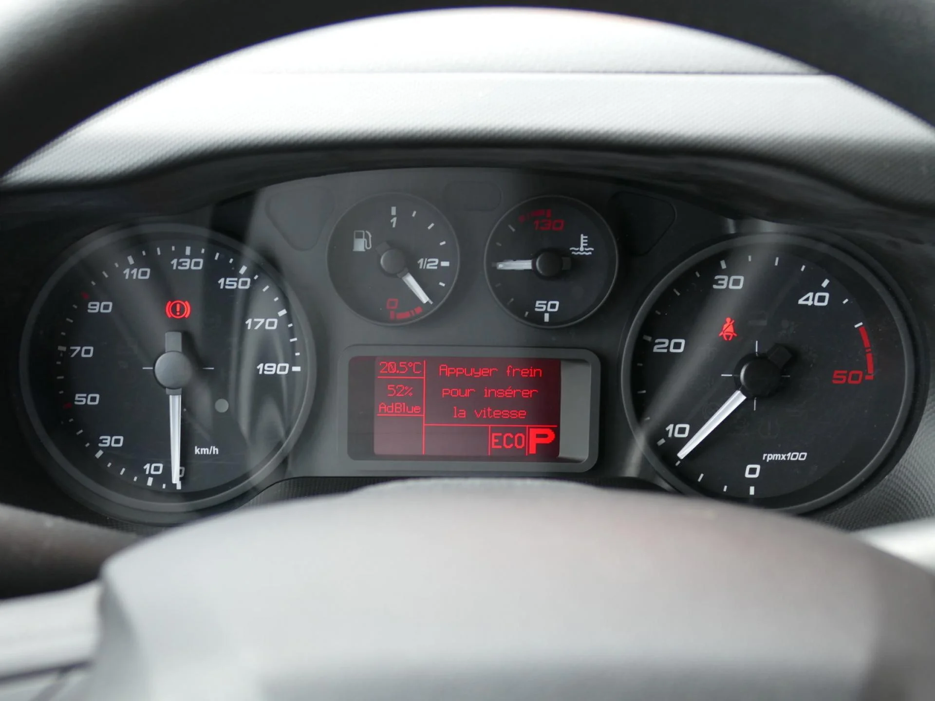 IVECO DAILY - Miniature 13 sur 31 - Cliquer pour voir cette photo