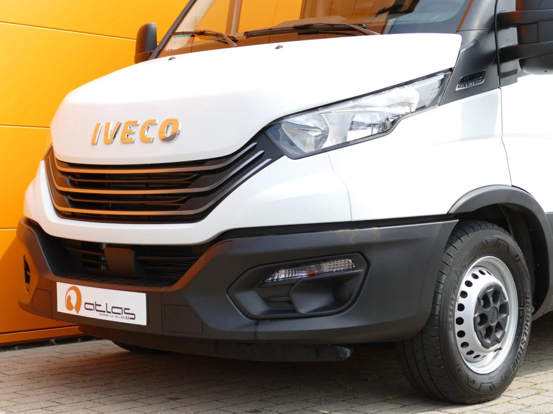 IVECO DAILY - Miniature 20 sur 25 - Cliquer pour voir cette photo