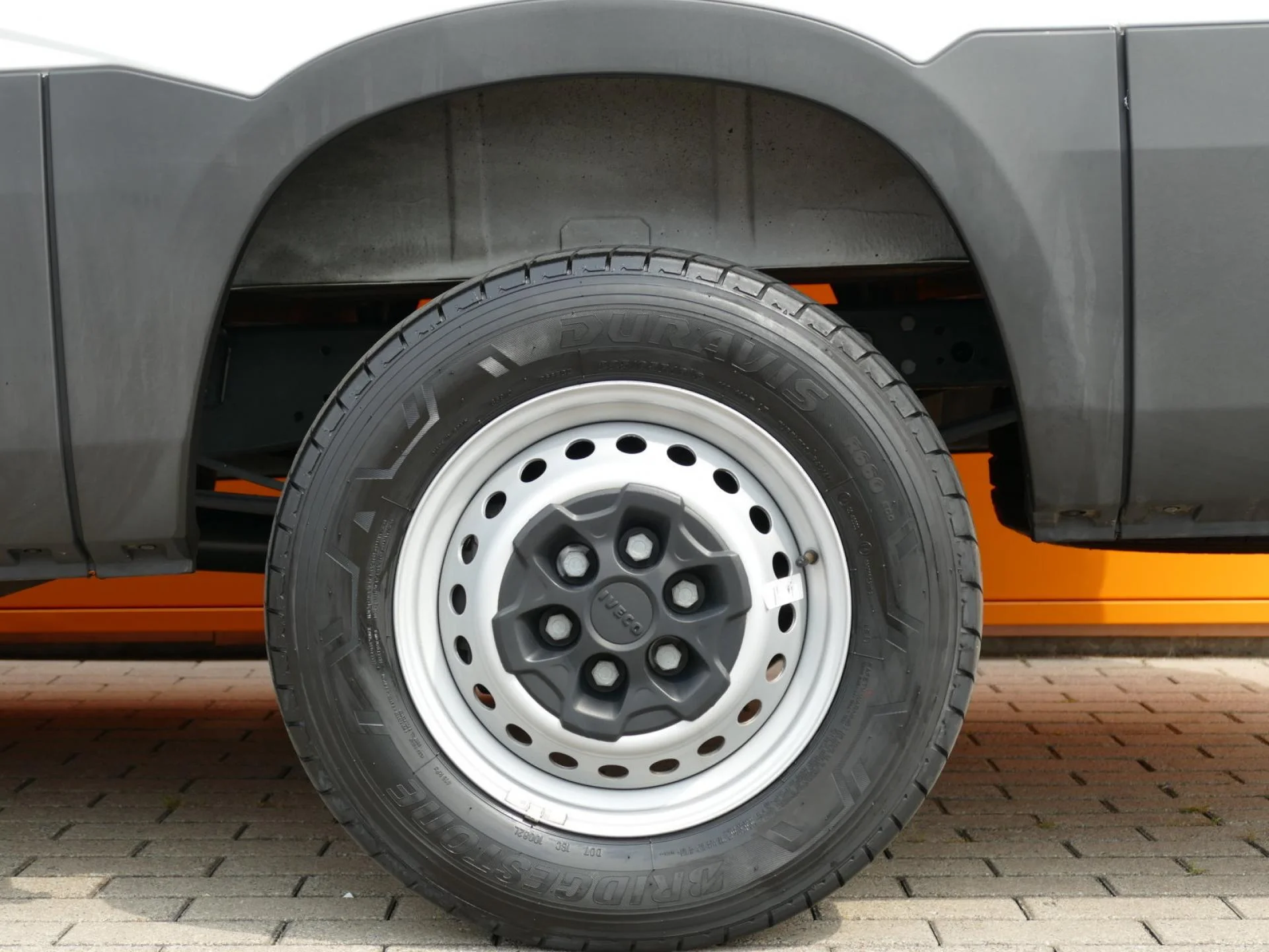 IVECO DAILY - Miniature 25 sur 25 - Cliquer pour voir cette photo