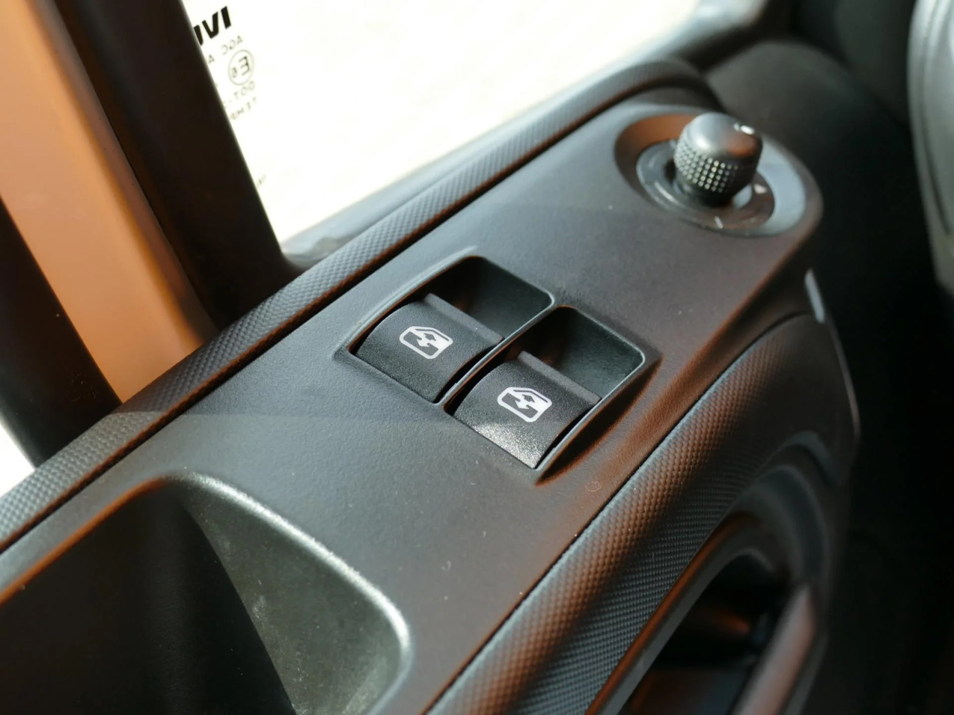 IVECO DAILY - Miniature 16 sur 25 - Cliquer pour voir cette photo