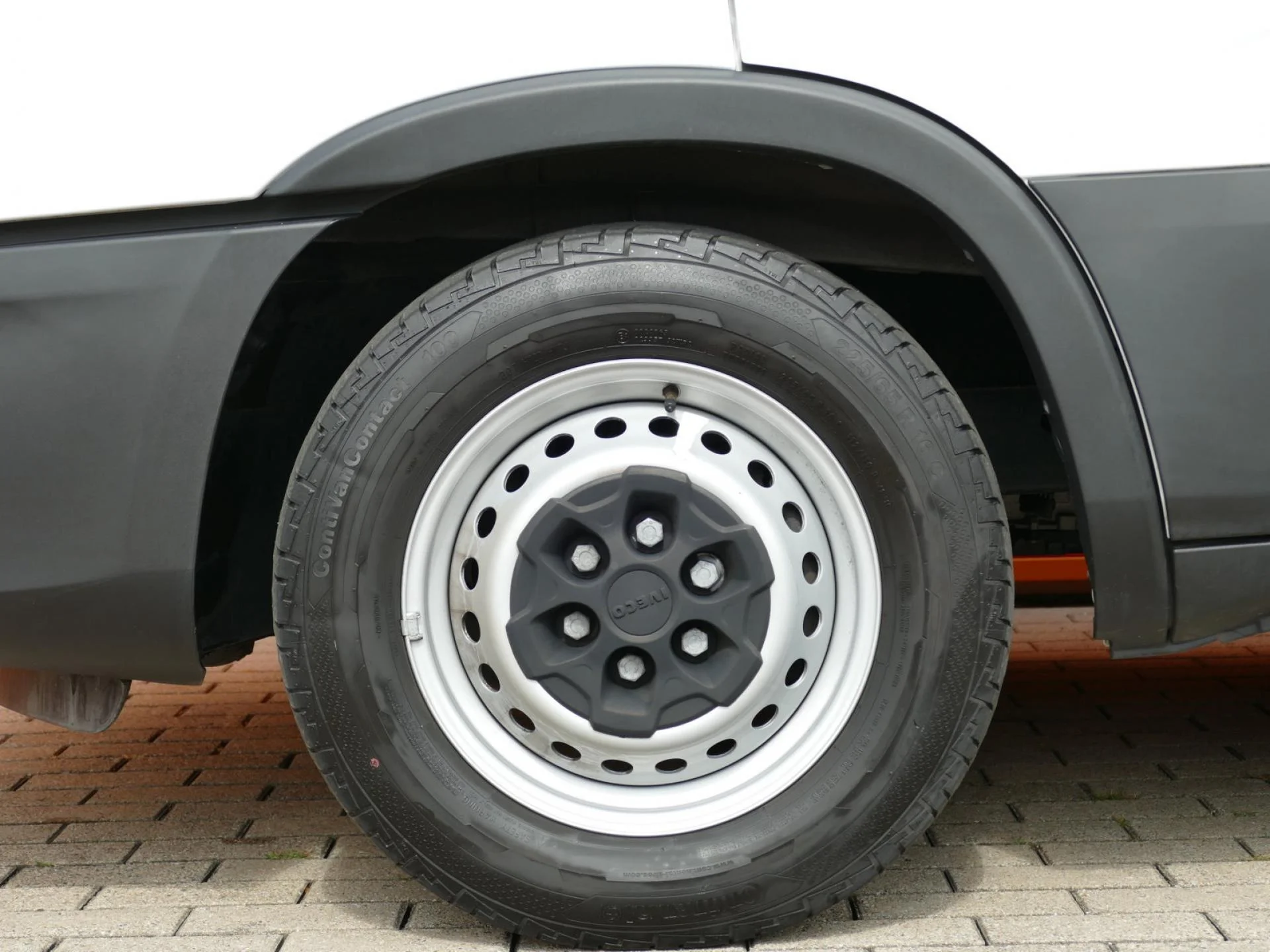 IVECO DAILY - Miniature 29 sur 31 - Cliquer pour voir cette photo