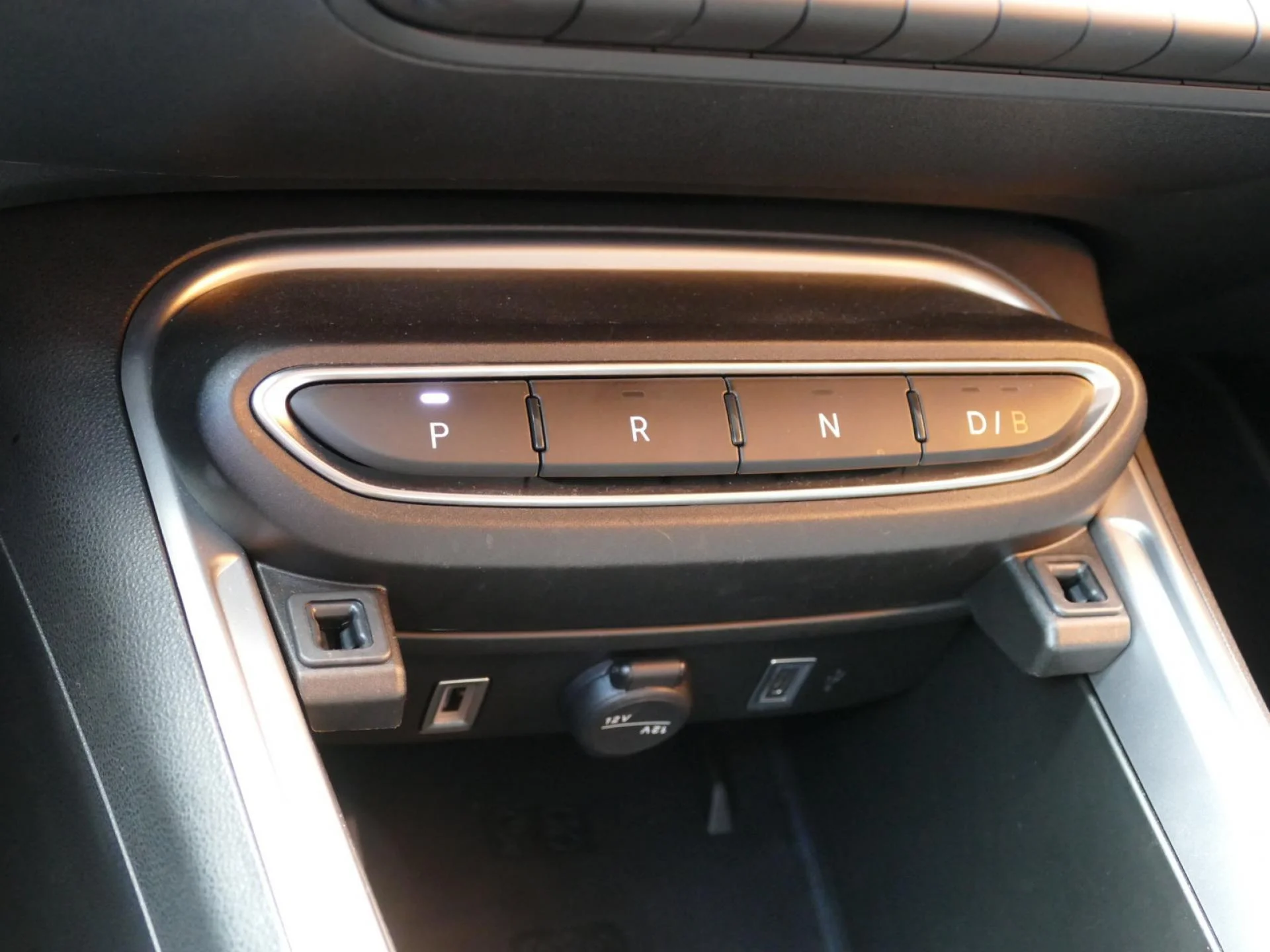 JEEP AVENGER - Miniature 20 sur 33 - Cliquer pour voir cette photo