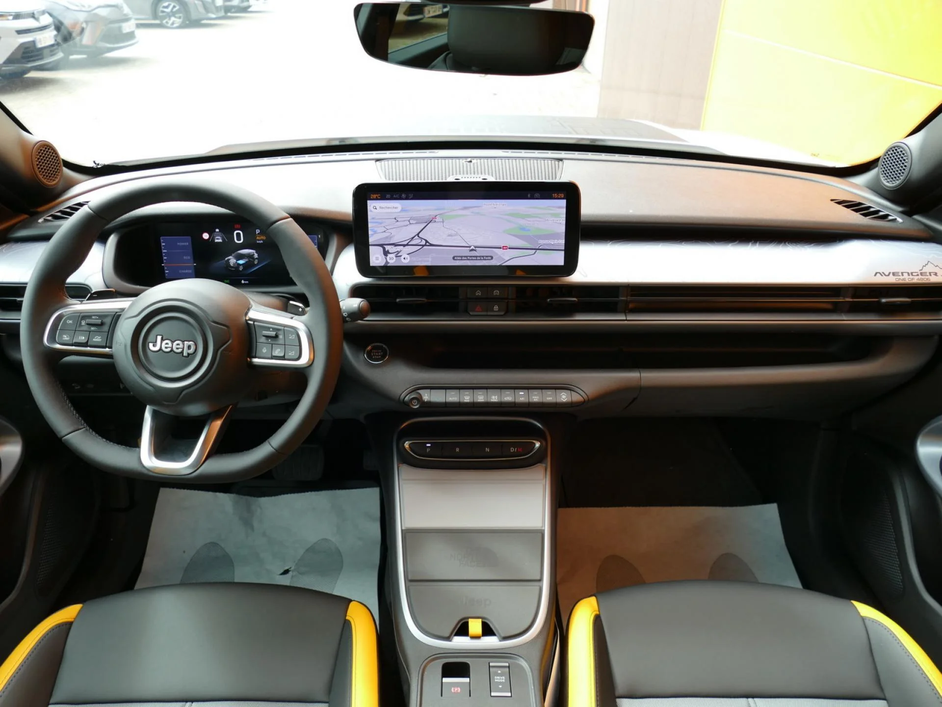JEEP AVENGER - Miniature 5 sur 34 - Cliquer pour voir cette photo