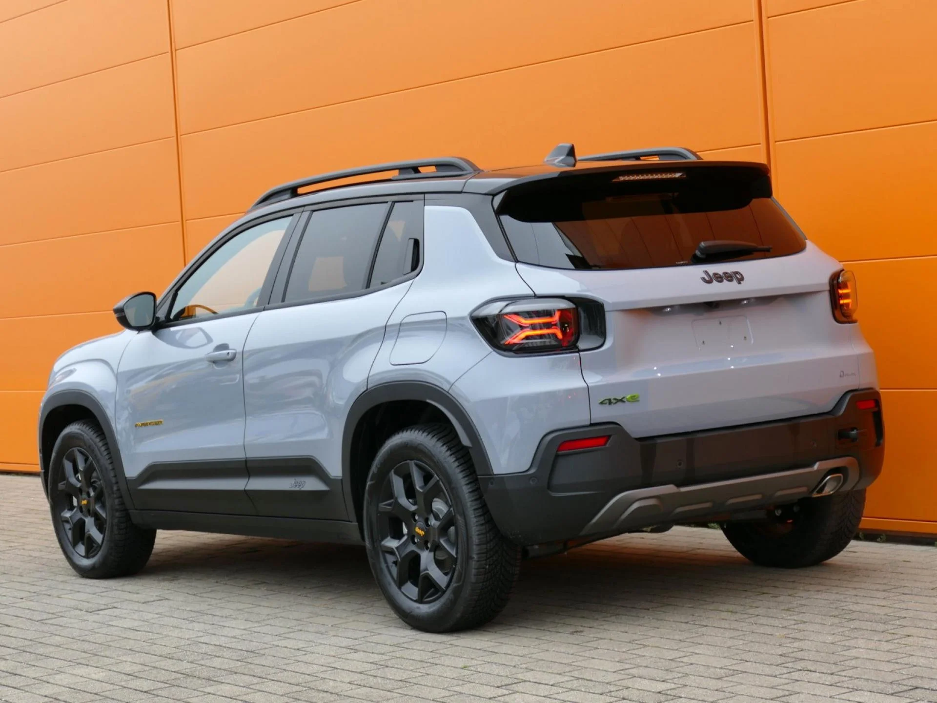 JEEP AVENGER - Miniature 4 sur 37 - Cliquer pour voir cette photo
