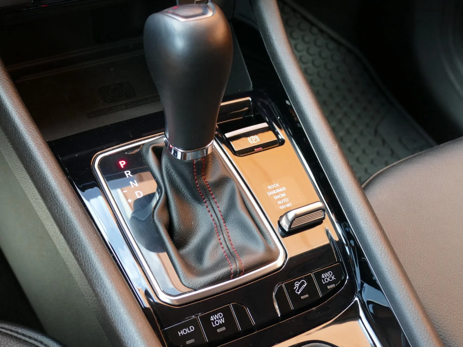 JEEP COMPASS - Miniature 16 sur 34 - Cliquer pour voir cette photo