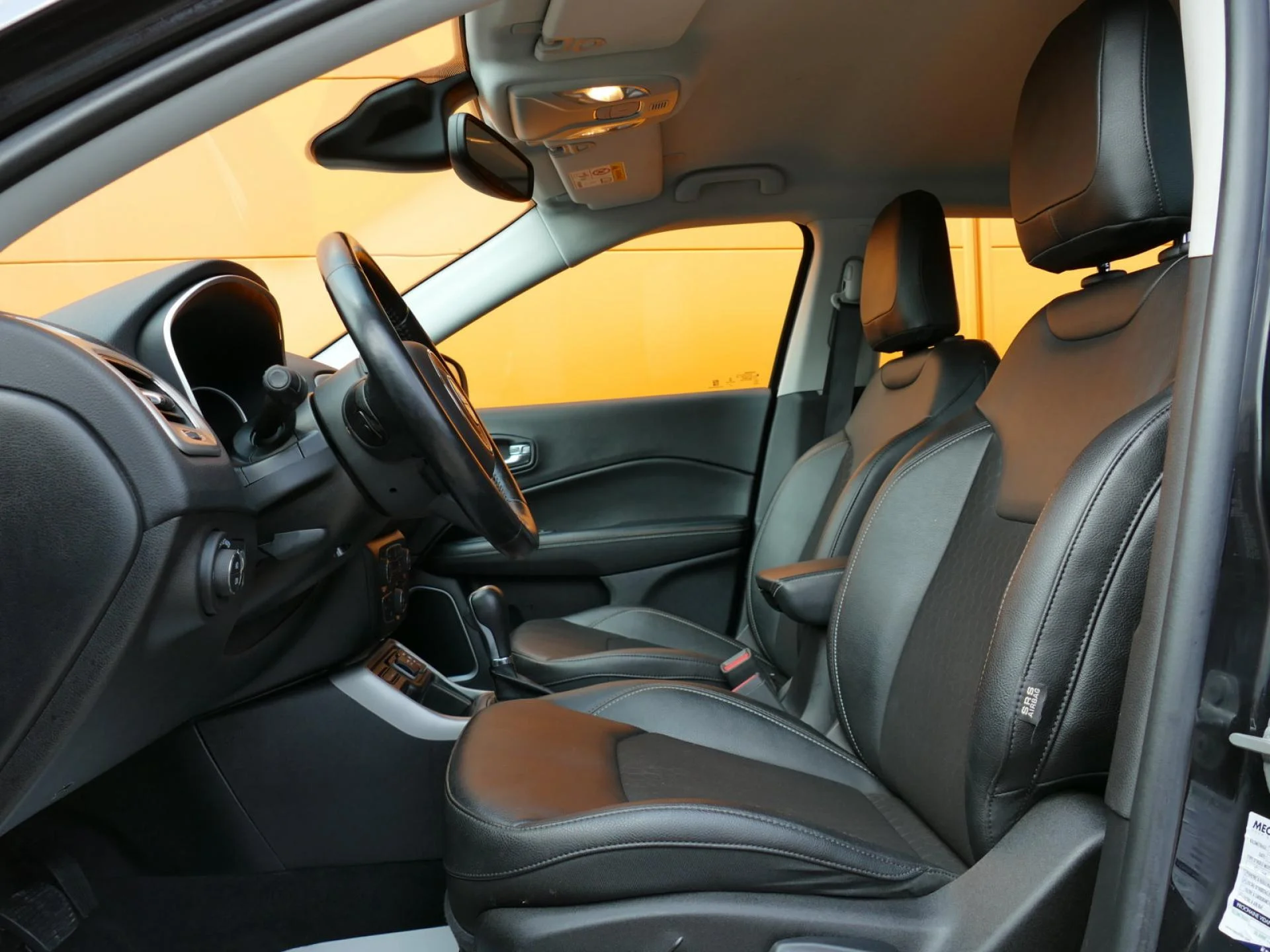 JEEP COMPASS - Miniature 6 sur 35 - Cliquer pour voir cette photo