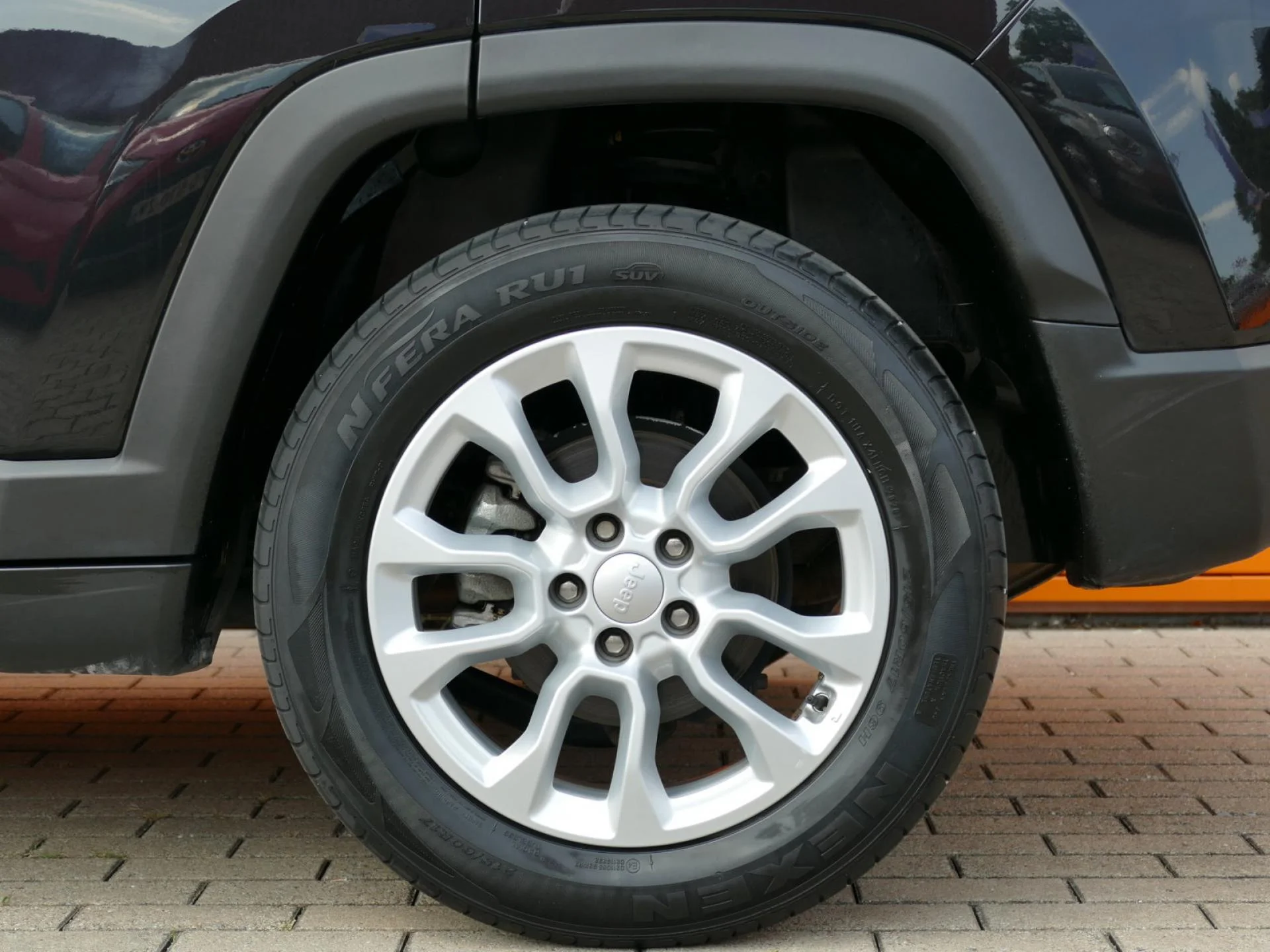 JEEP COMPASS - Miniature 35 sur 35 - Cliquer pour voir cette photo