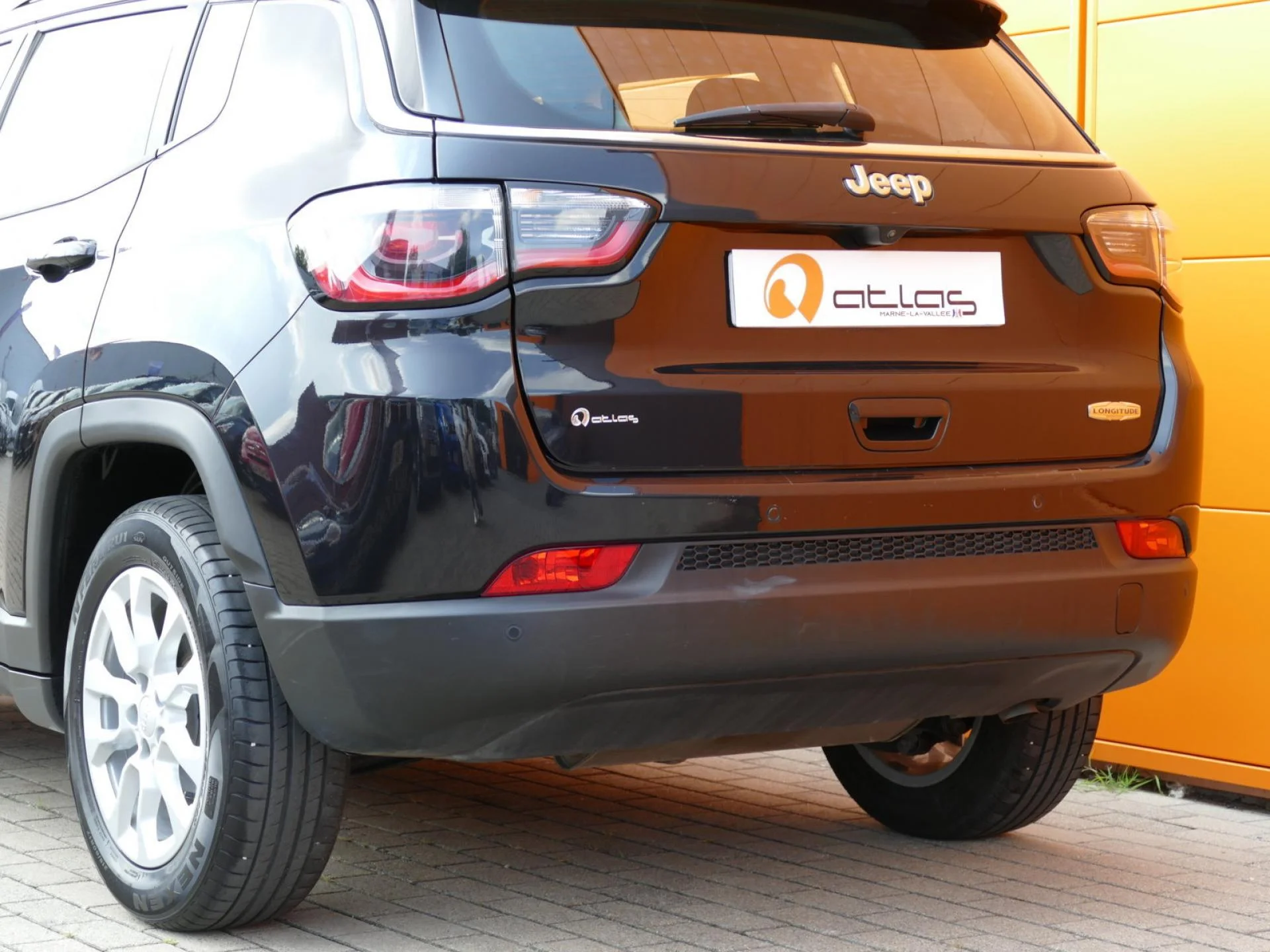 JEEP COMPASS - Miniature 33 sur 35 - Cliquer pour voir cette photo