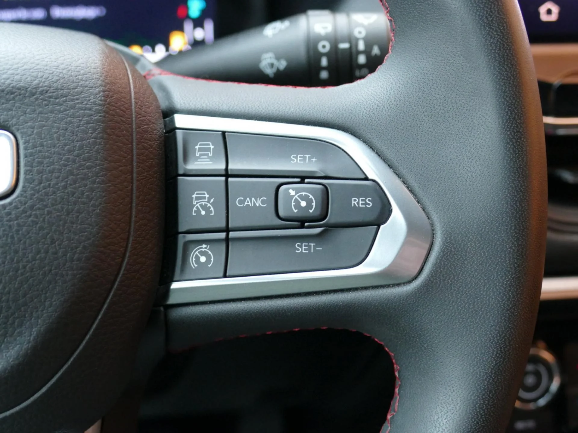 JEEP COMPASS - Miniature 16 sur 39 - Cliquer pour voir cette photo