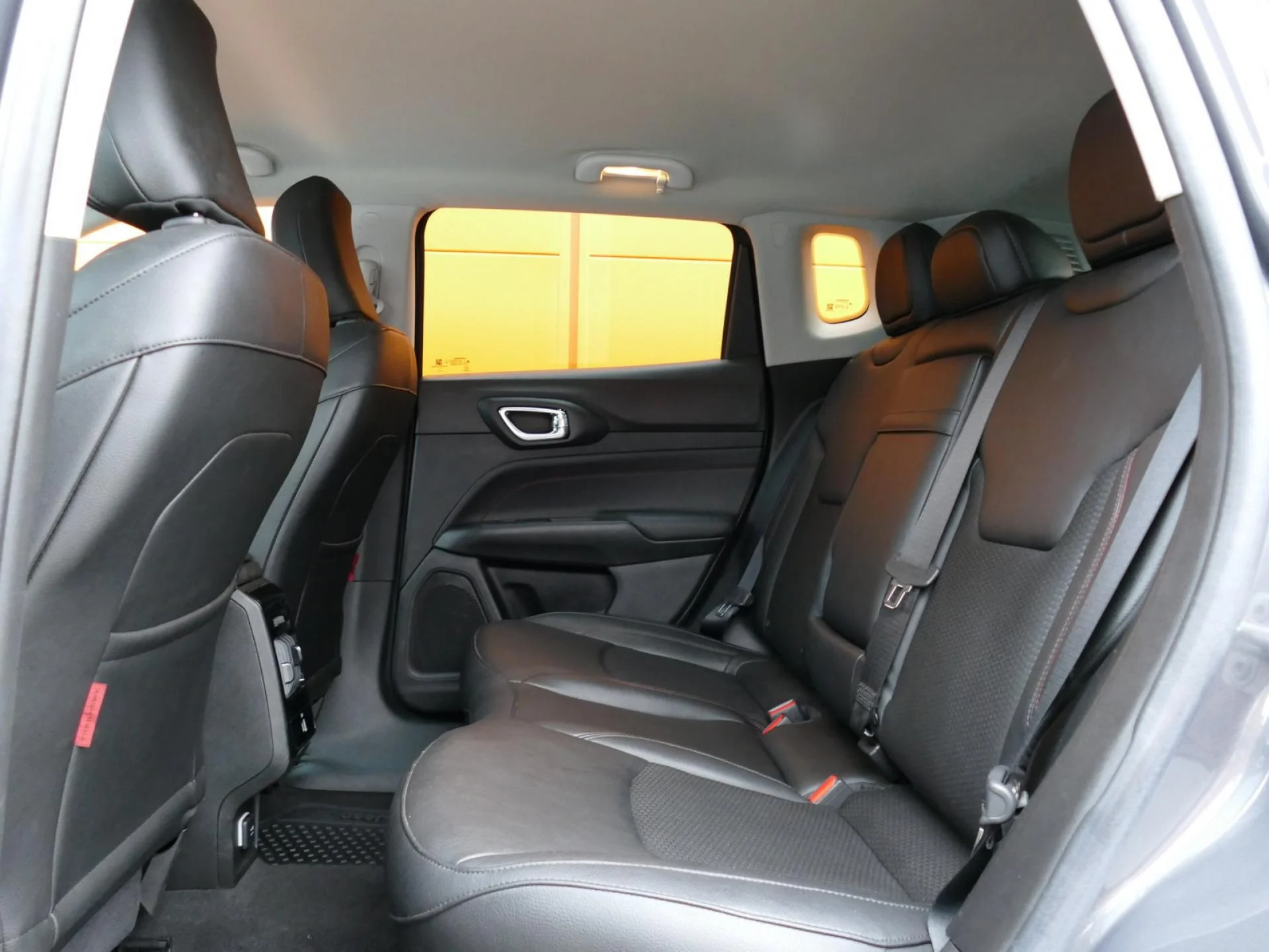 JEEP COMPASS - Miniature 7 sur 39 - Cliquer pour voir cette photo