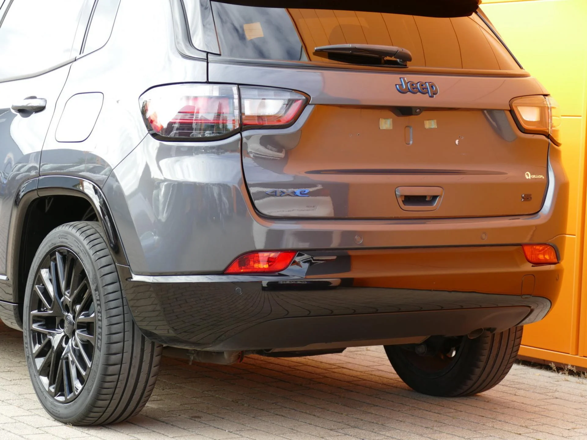 JEEP COMPASS - Miniature 31 sur 33 - Cliquer pour voir cette photo
