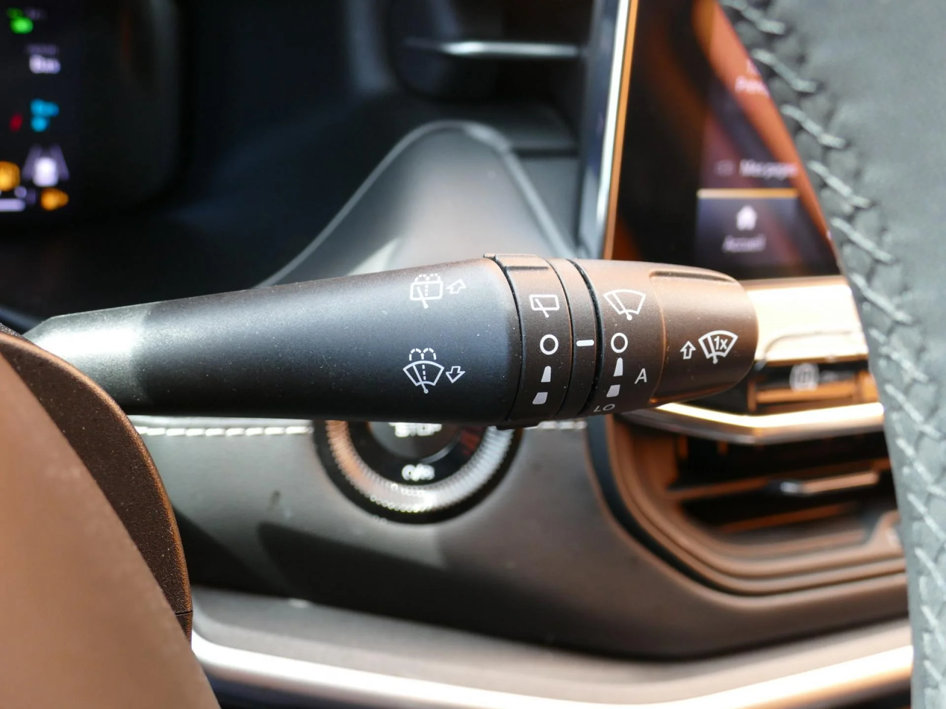 JEEP COMPASS - Miniature 27 sur 33 - Cliquer pour voir cette photo