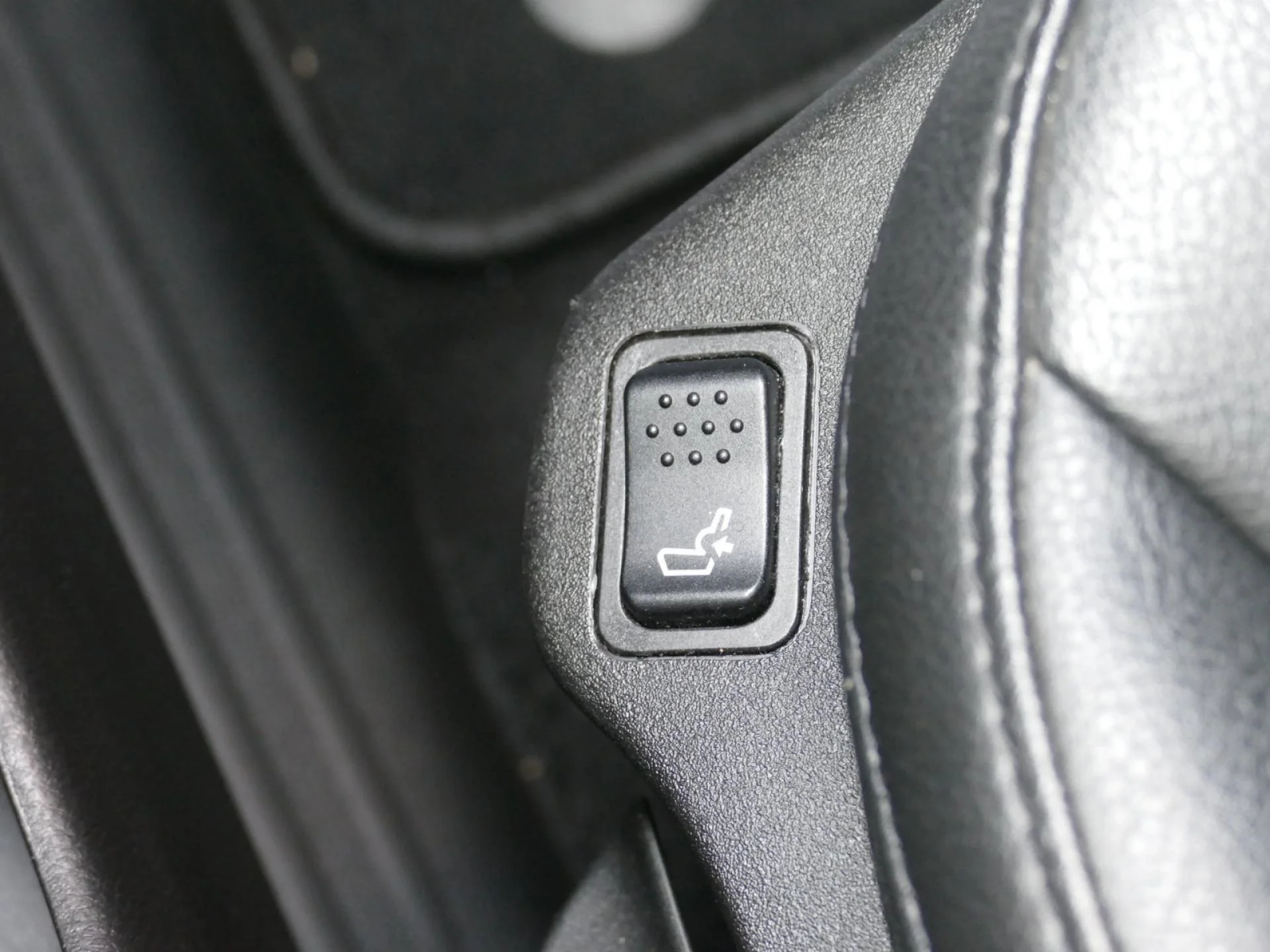 JEEP COMPASS - Miniature 21 sur 33 - Cliquer pour voir cette photo