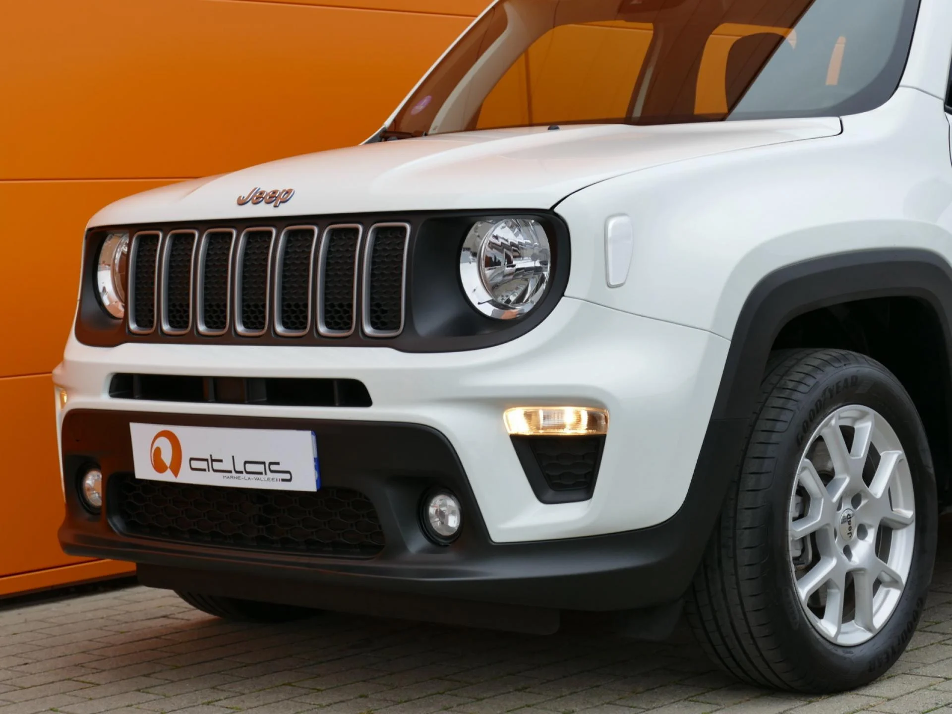 JEEP RENEGADE - Miniature 28 sur 32 - Cliquer pour voir cette photo