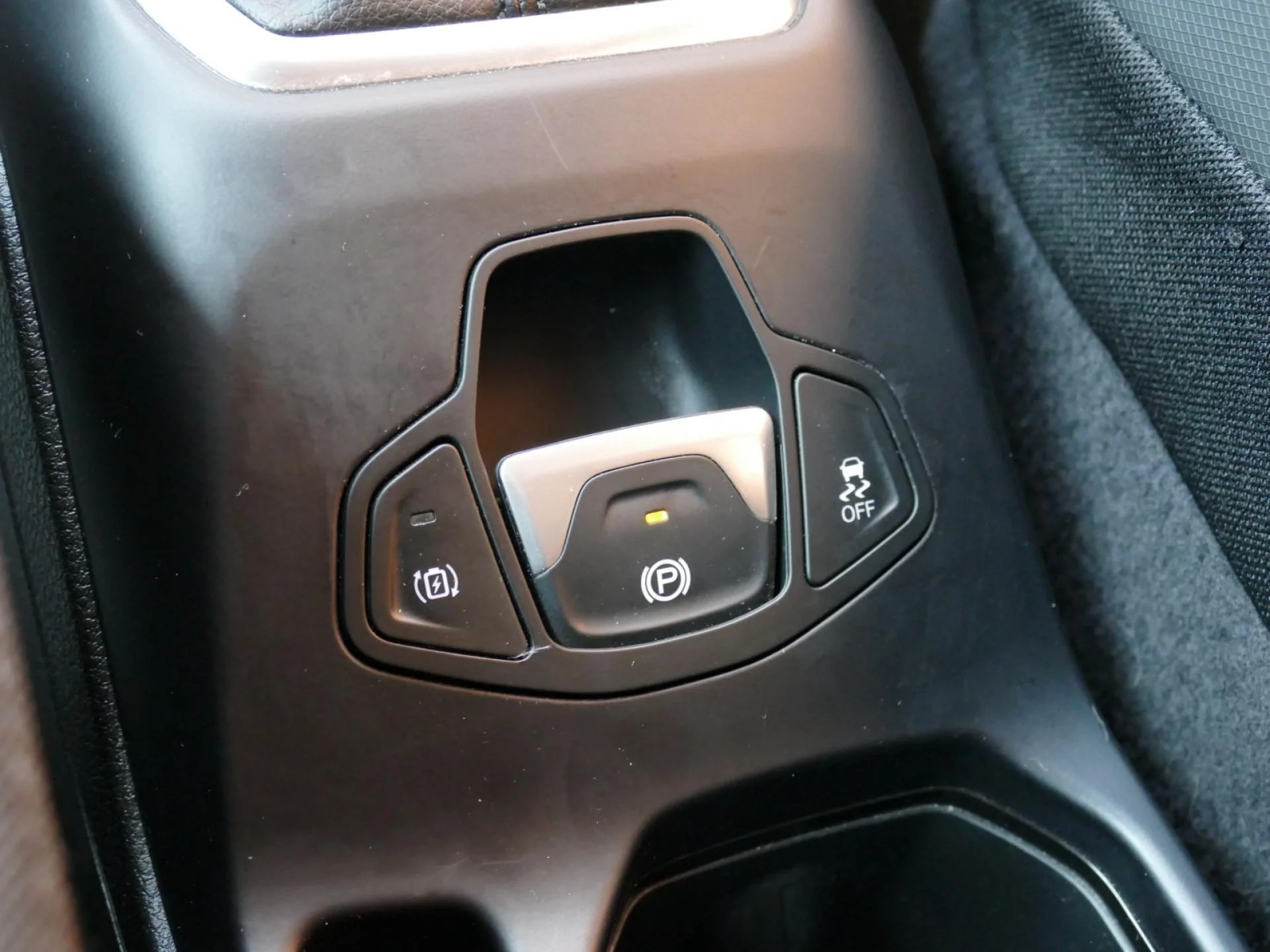 JEEP RENEGADE - Miniature 22 sur 32 - Cliquer pour voir cette photo