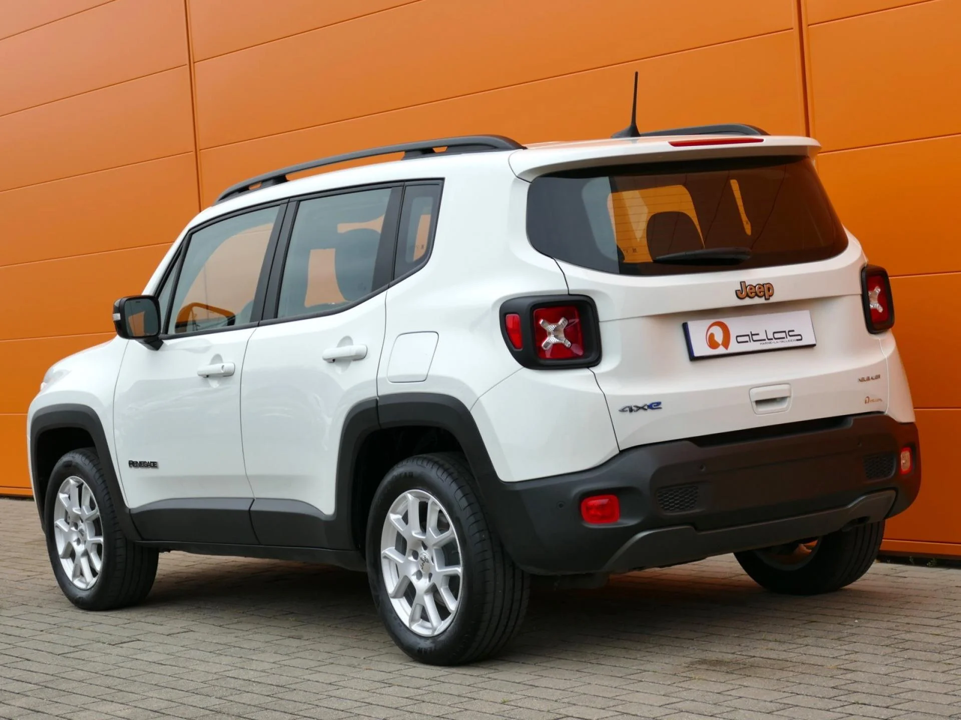 JEEP RENEGADE - Miniature 4 sur 32 - Cliquer pour voir cette photo