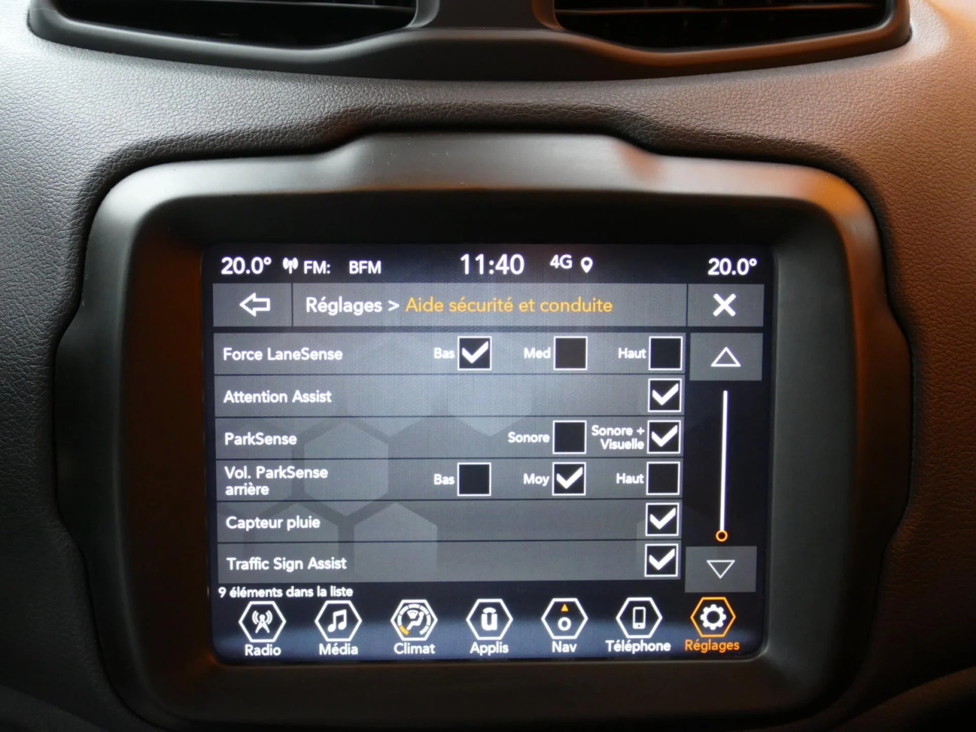 JEEP RENEGADE - Miniature 13 sur 32 - Cliquer pour voir cette photo