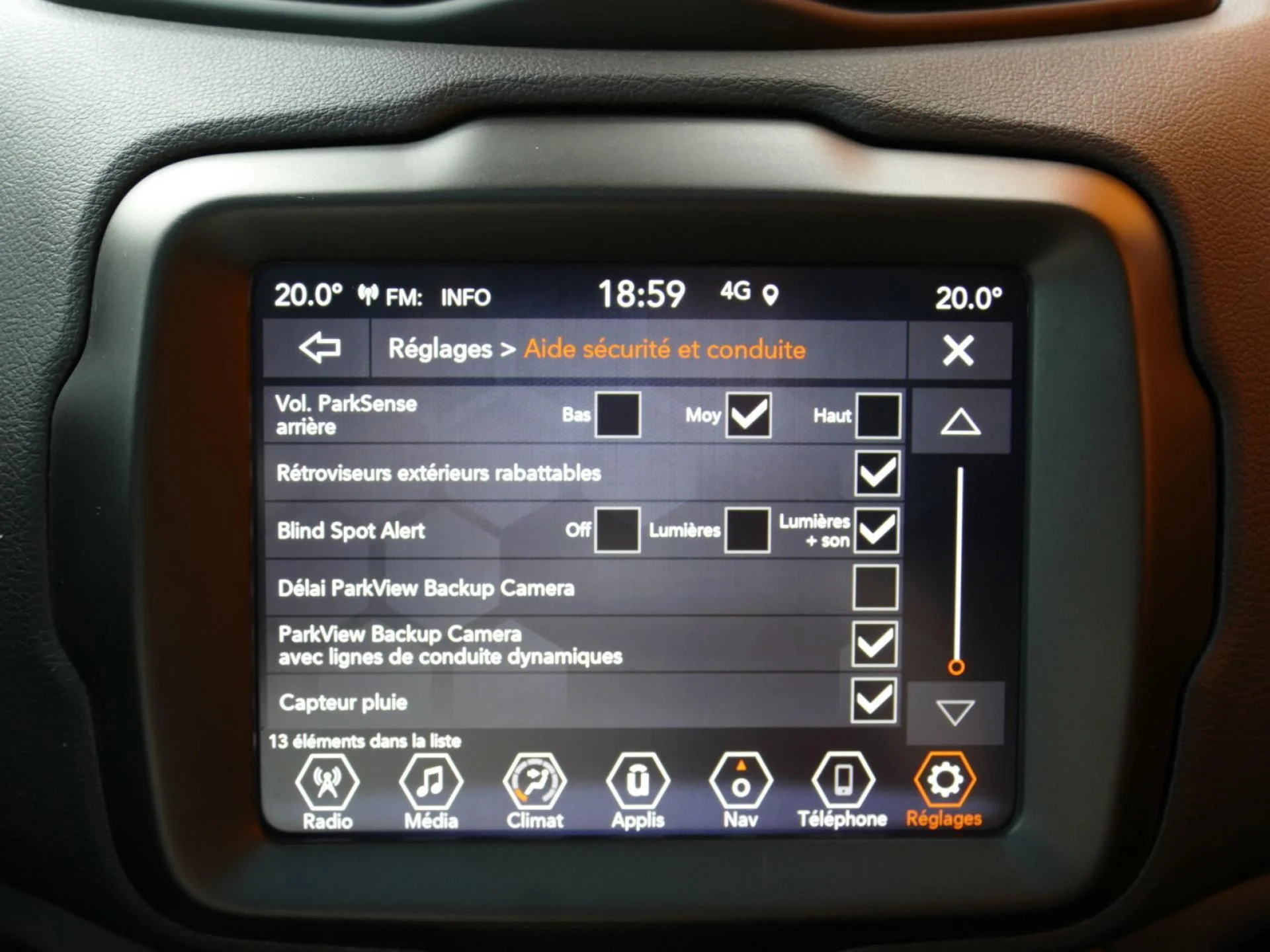 JEEP RENEGADE - Miniature 12 sur 34 - Cliquer pour voir cette photo