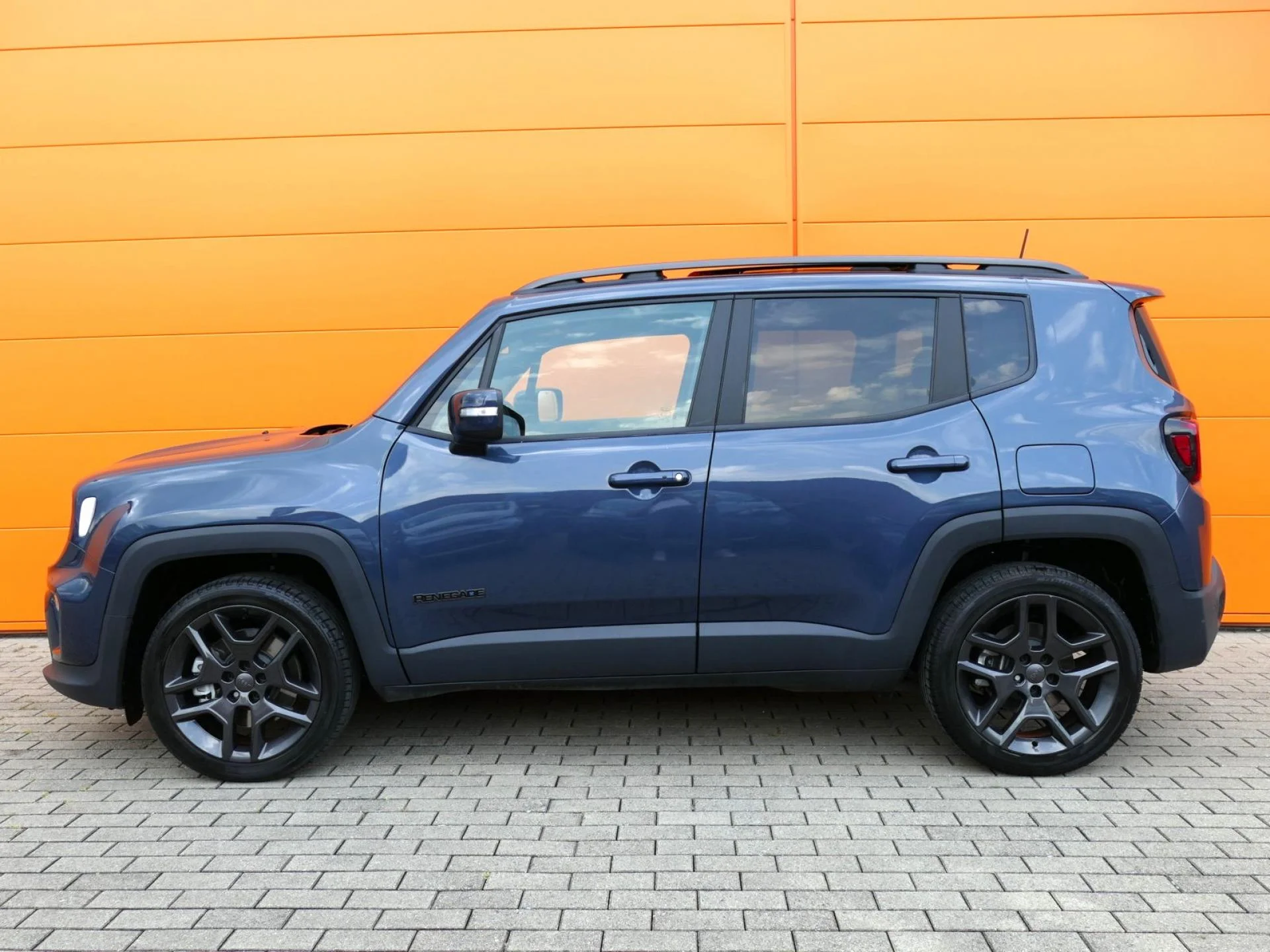 JEEP RENEGADE - Miniature 3 sur 34 - Cliquer pour voir cette photo