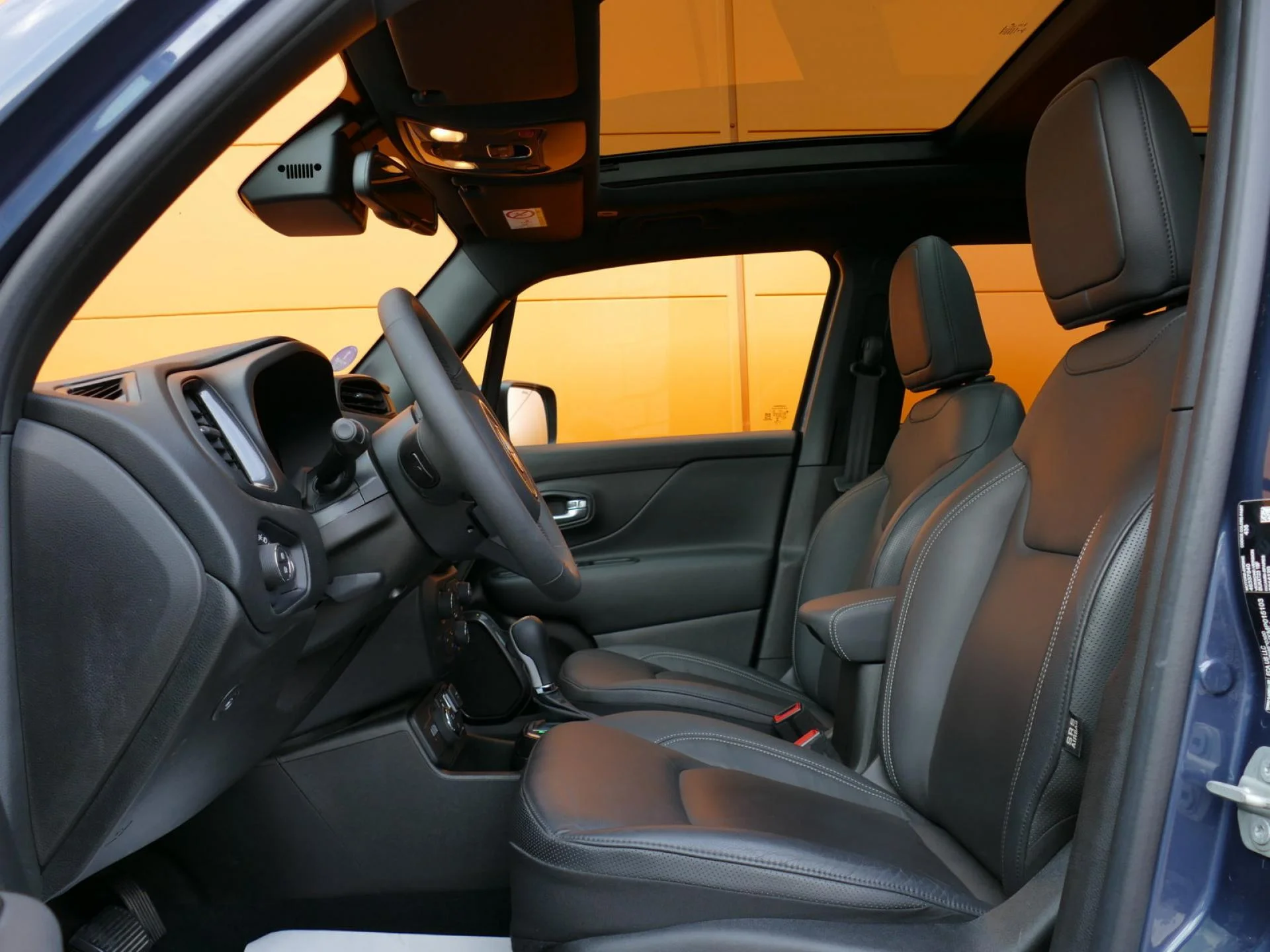 JEEP RENEGADE - Miniature 6 sur 34 - Cliquer pour voir cette photo