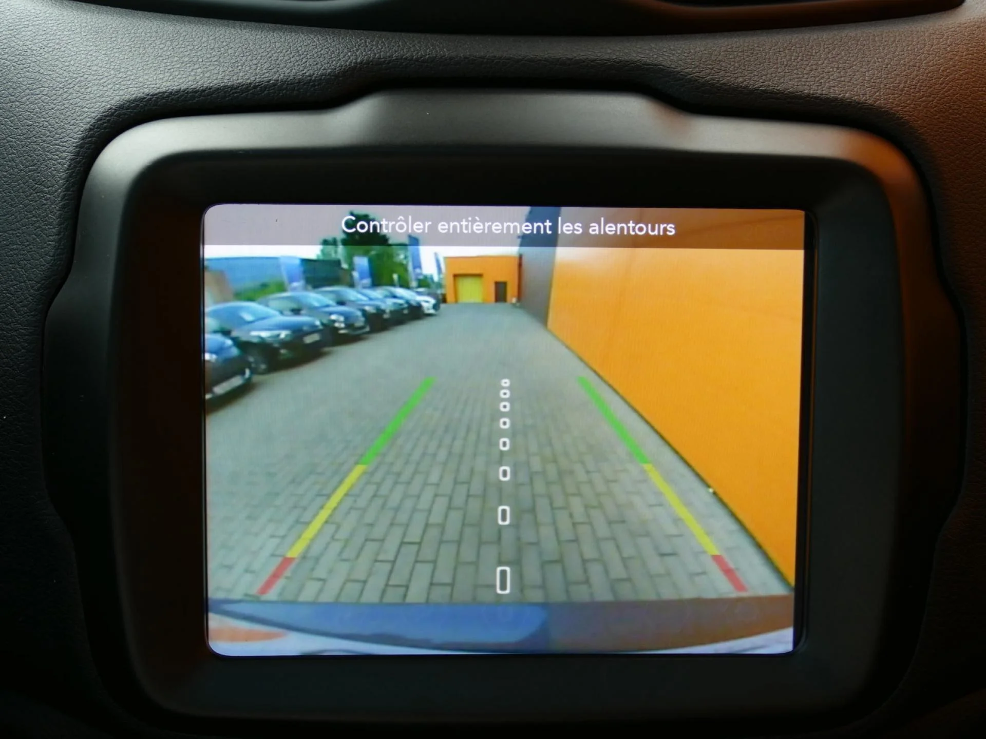 JEEP RENEGADE - Miniature 10 sur 34 - Cliquer pour voir cette photo
