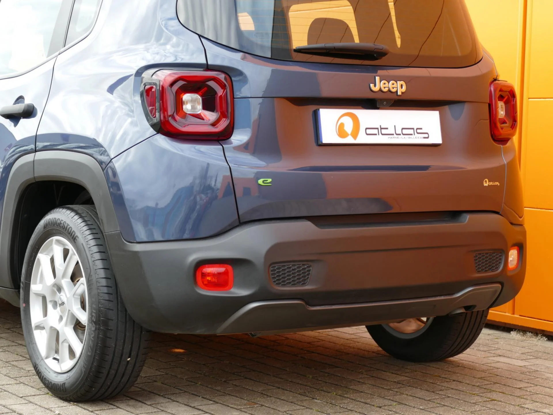 JEEP RENEGADE - Miniature 31 sur 33 - Cliquer pour voir cette photo